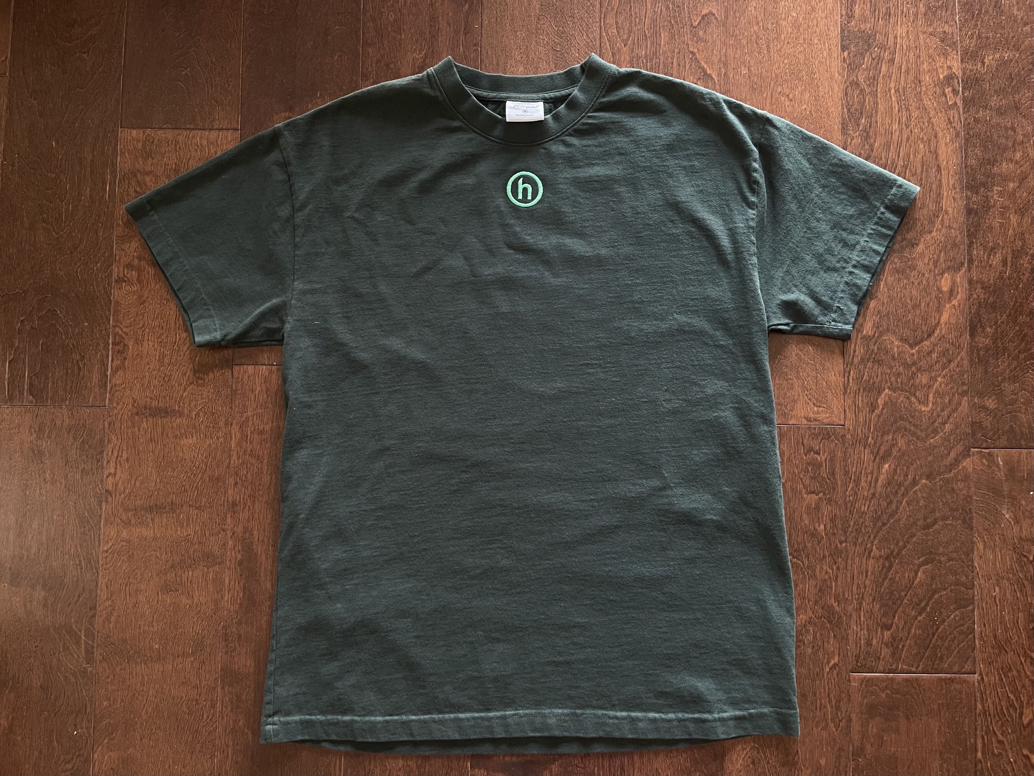HIDDEN Hidden NY Mini Logo Tee Dark Green T-Shirt FW22 Size US M / EU 48-50 / 2 - 2 Thumbnail