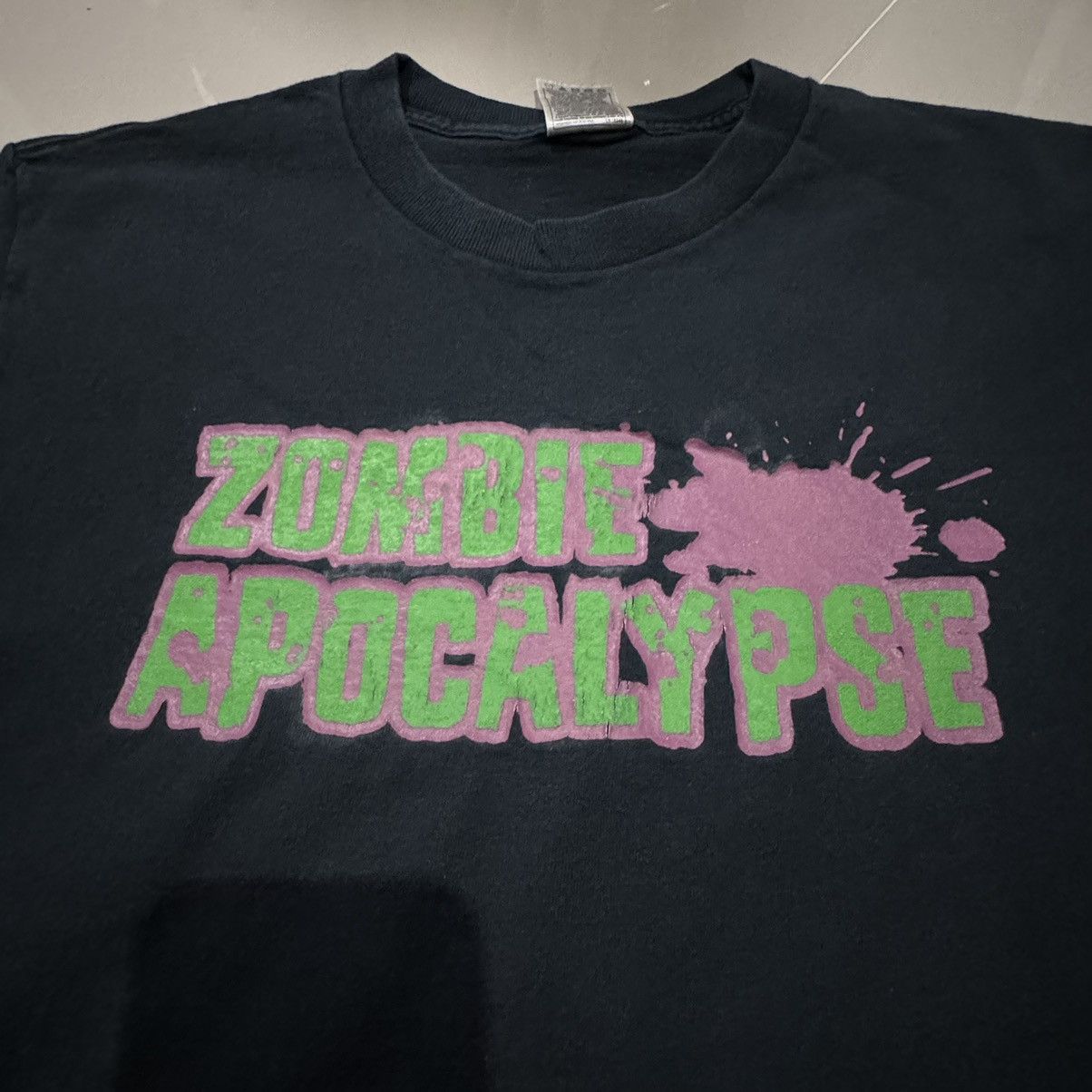 Band Tees × Vintage Vintage '00 Zombie Apocalypse Size US M / EU 48-50 / 2 - 1 Thumbnail