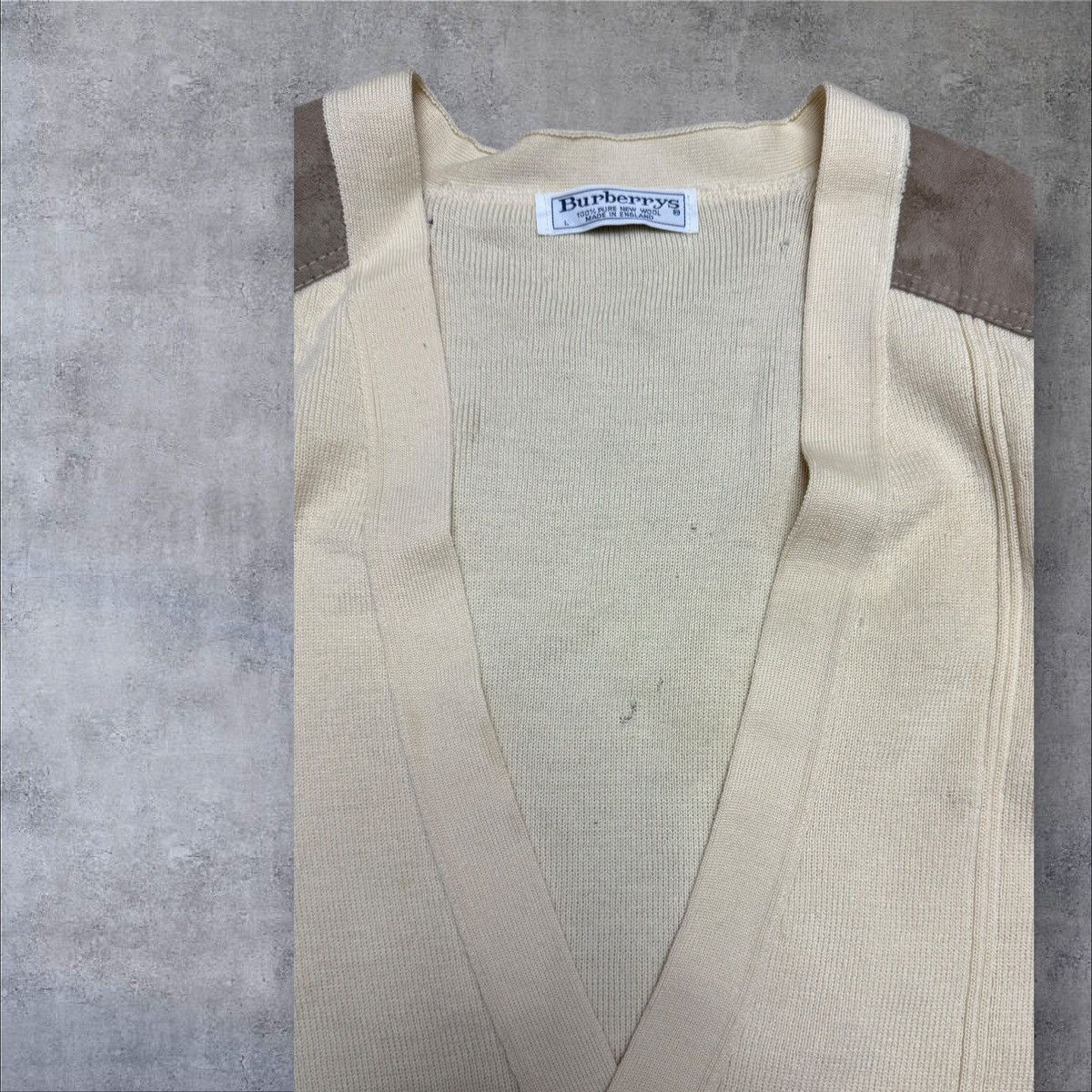 Burberry × Vintage Vintage sweater cream used deffect Size US XL / EU 56 / 4 - 6 Thumbnail