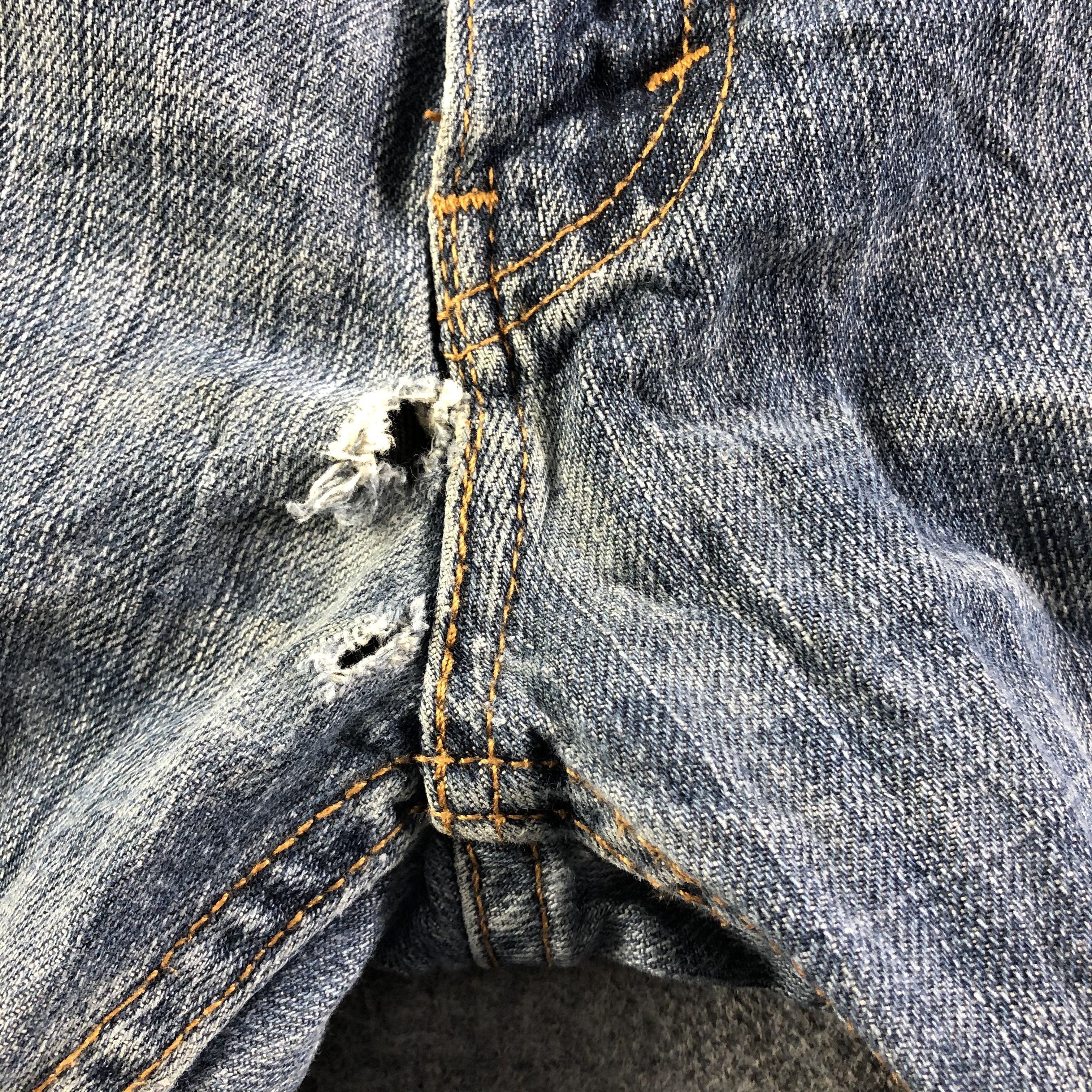 Levi's Vintage Levis 559 Jeans-J3272 Size US 35 - 10 Thumbnail