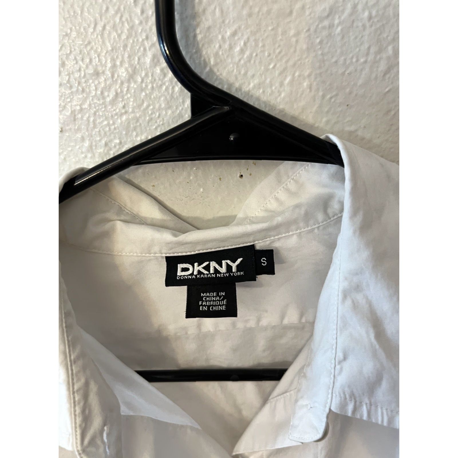 DKNY DKNYC White Tunic Shirt Long Sleeves Button Up Roll Tab Sleeve V-Neck Casual Womens Size S Size S / US 4 / IT 40 - 3 Thumbnail