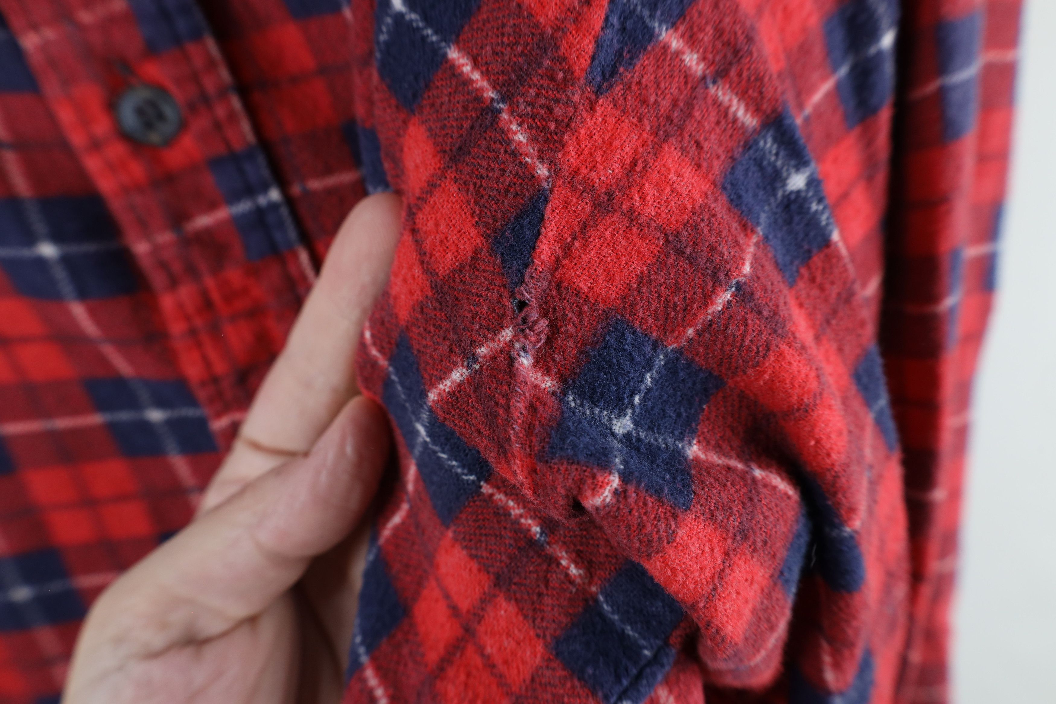 Vintage Vintage 70s Streetwear Flannel Collared Button Shirt Plaid Size US XL / EU 56 / 4 - 8 Thumbnail