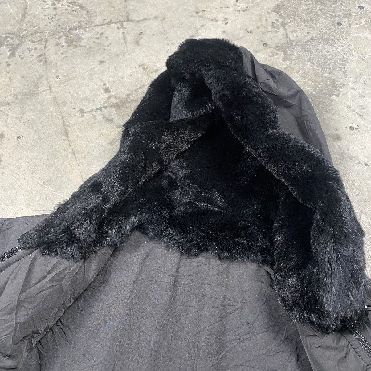If Six Was Nine × Japanese Brand × Le Grande Bleu (L.G.B.) Faux Fur Bondage Zipless Crop Bomber Jacket Size M / US 6-8 / IT 42-44 - 7 Thumbnail