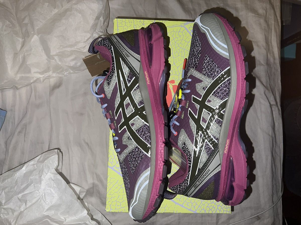 Asics Asics x Up There Store Size US 9 / EU 42 - 3 Thumbnail