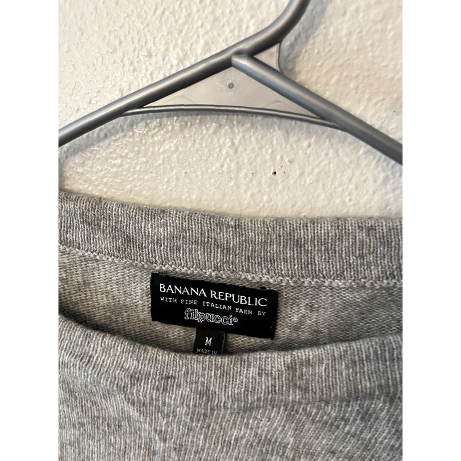 Banana Republic Banana Republic Sweater Womens Medium Gray Long Sleeve Crew Neck Pullover Knit Wool Solid Filpucci Tight-Knit Regular Size M / US 6-8 / IT 42-44 - 2 Thumbnail