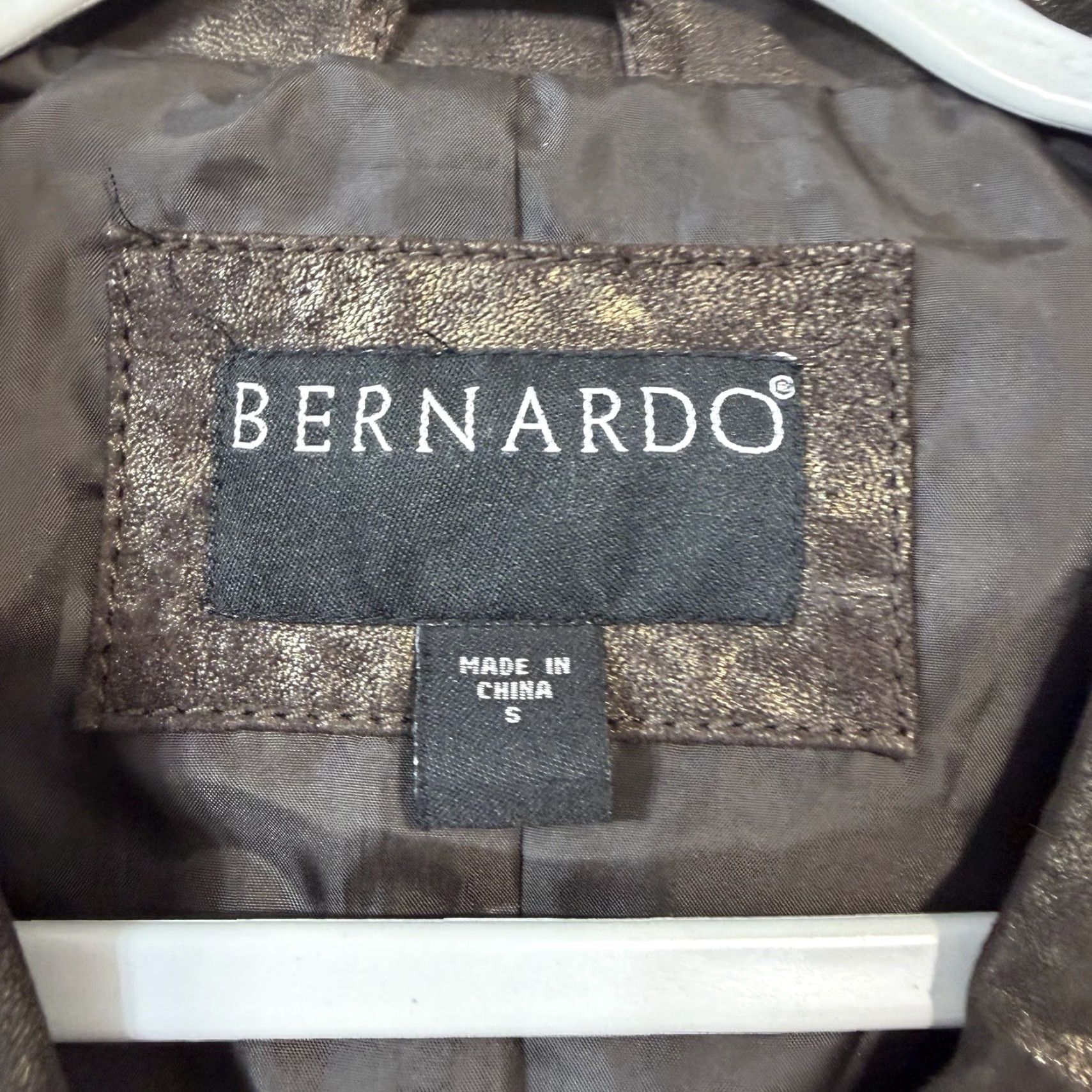 Vintage Bernardo Leather Jacket Brown Gold Women's Size S Motorcycle Zip Up Collared Jacket Size S / US 4 / IT 40 - 7 Thumbnail