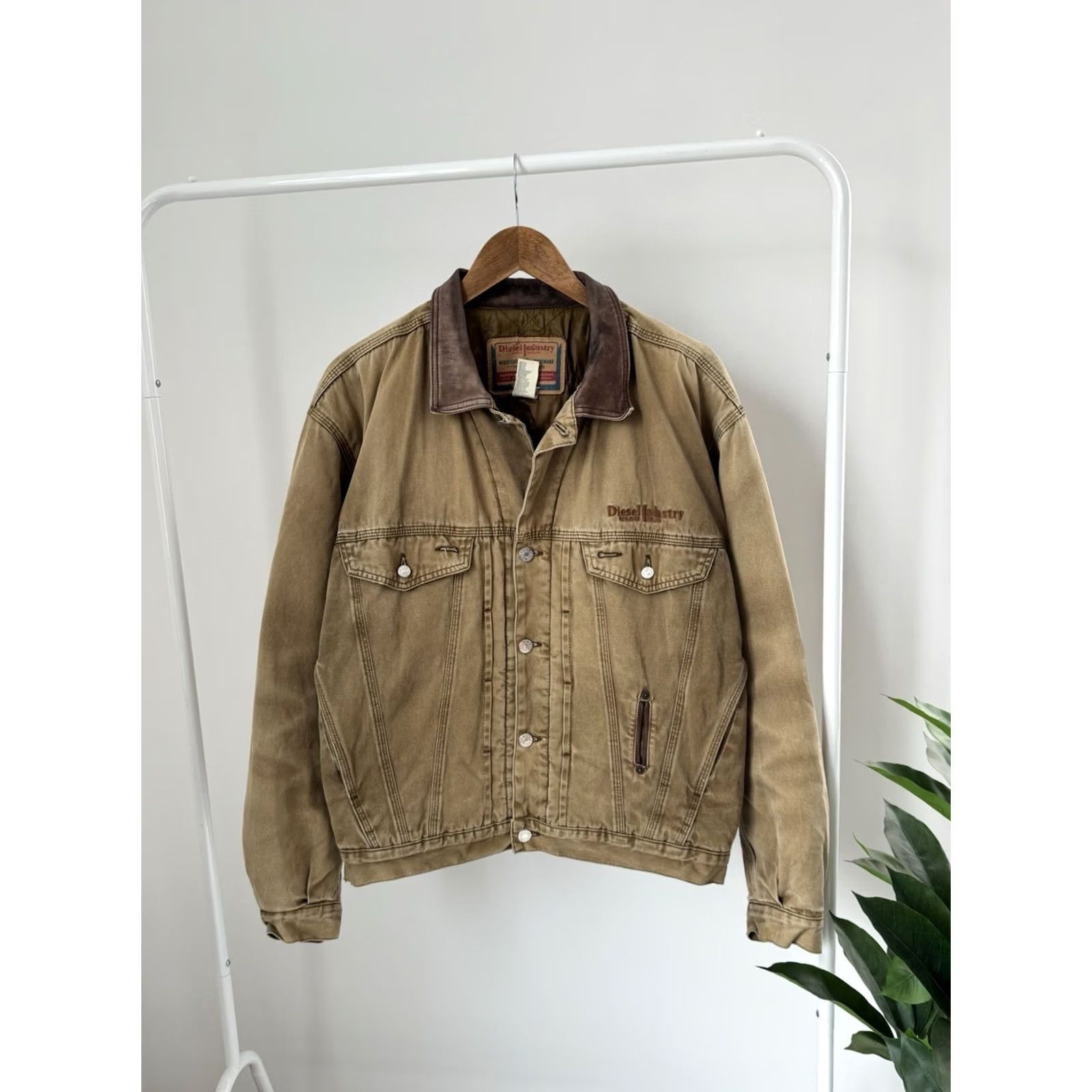Diesel VINTAGE Diesel Jacket Brown 90s Workwear Canvas Button-Up M Mens Bomber Jacket Size US M / EU 48-50 / 2 - 2 Thumbnail