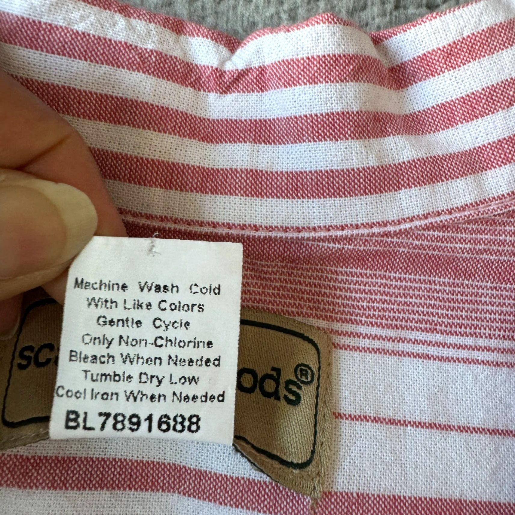 Vintage VINTAGE Scandia Woods Shirt Mens XL Red Striped Button-Up Casual Size US XL / EU 56 / 4 - 5 Thumbnail