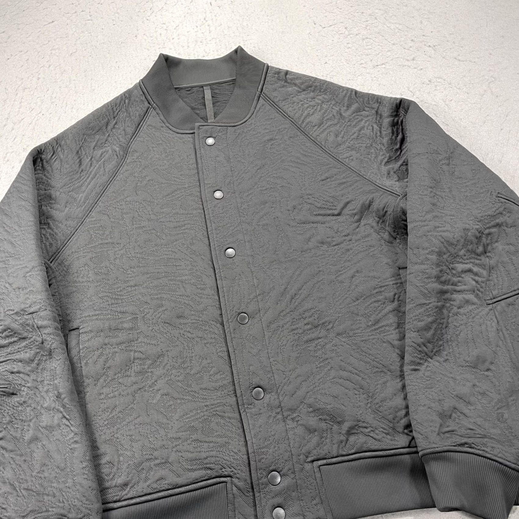 Lululemon Lululemon Jacket Mens 2XL Gray Packable Bomber Snap Casual All Size US XXL / EU 58 / 5 - 3 Thumbnail