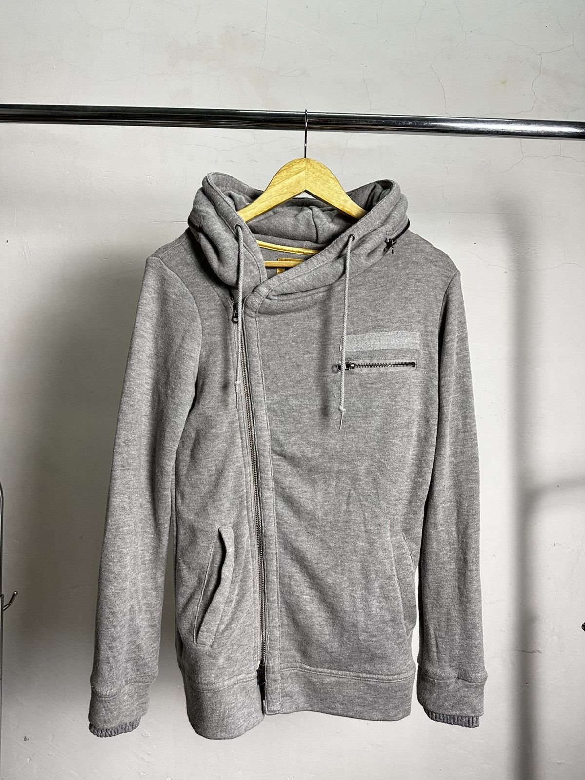 Von Dutch Von Dutch Bono Asymmetrical Gothic Punk Hoodie Size US M / EU 48-50 / 2 - 1 Thumbnail