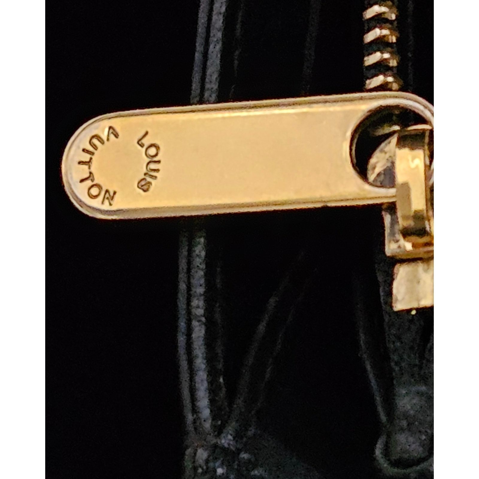 Louis Vuitton Louis Vuitton Mahina Amelia Black Gold Hardware Long Wallet Size ONE SIZE - 13 Thumbnail
