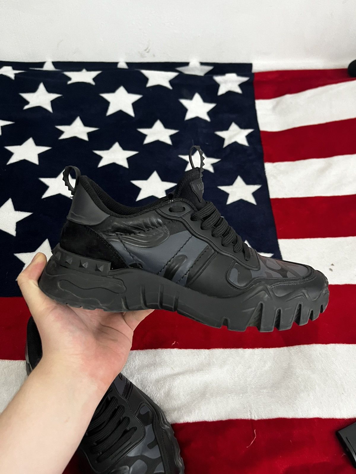 Valentino Valentino Garavani Black Camo Chunky Sneakers Size 41 Size US 8 / EU 41 - 20 Thumbnail