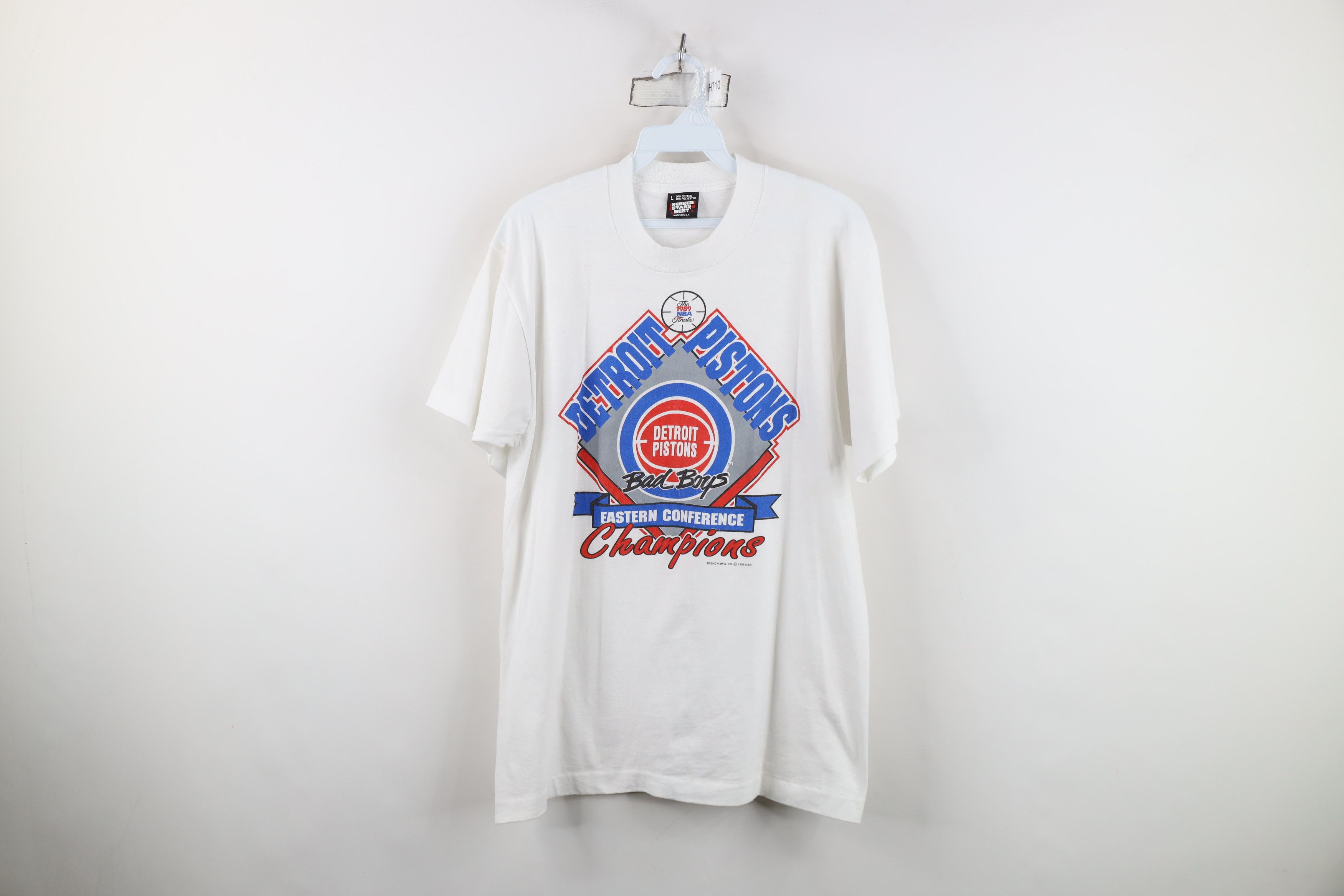 Vintage Vintage 80s Champs Pistons Basketball Bad Boys T-Shirt USA Size US L / EU 52-54 / 3 - 1 Thumbnail