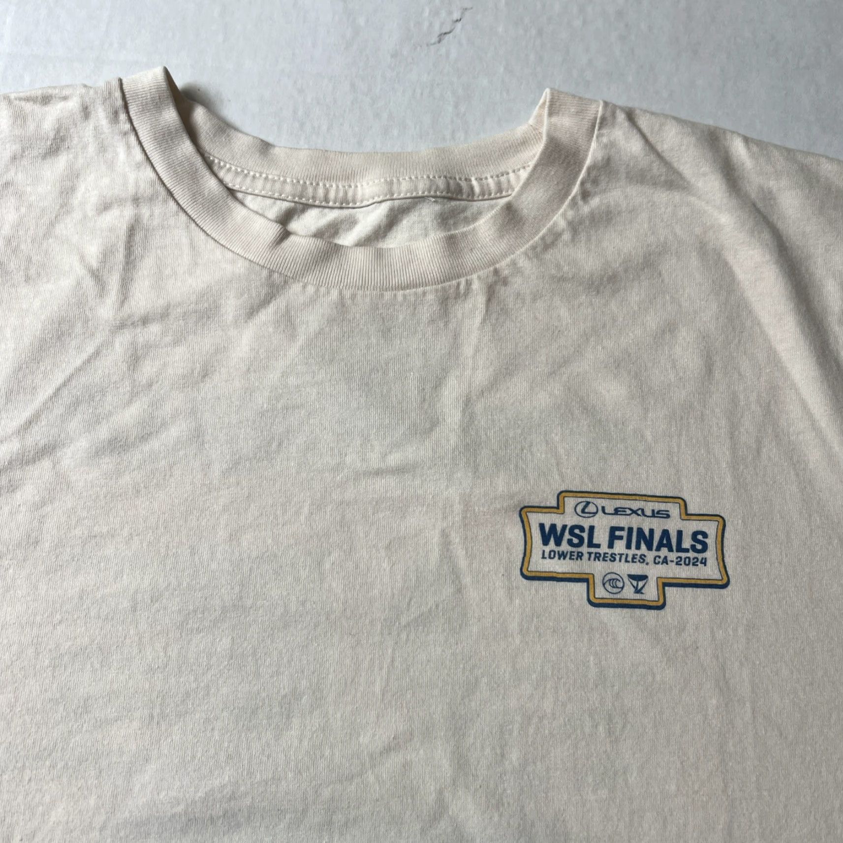 Vintage VINTAGE WSL Surf Contest Finals 2024 Lower Trestles John John Florence Shirt L Beige Raglan Graphic Print Pocket Logo Men Tee Size US L / EU 52-54 / 3 - 3 Thumbnail