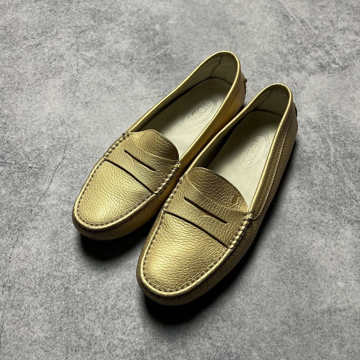 Tod's Vintage Tods Leather Gold Loafers Size 39 Size US 9 / IT 39 - 1 Thumbnail