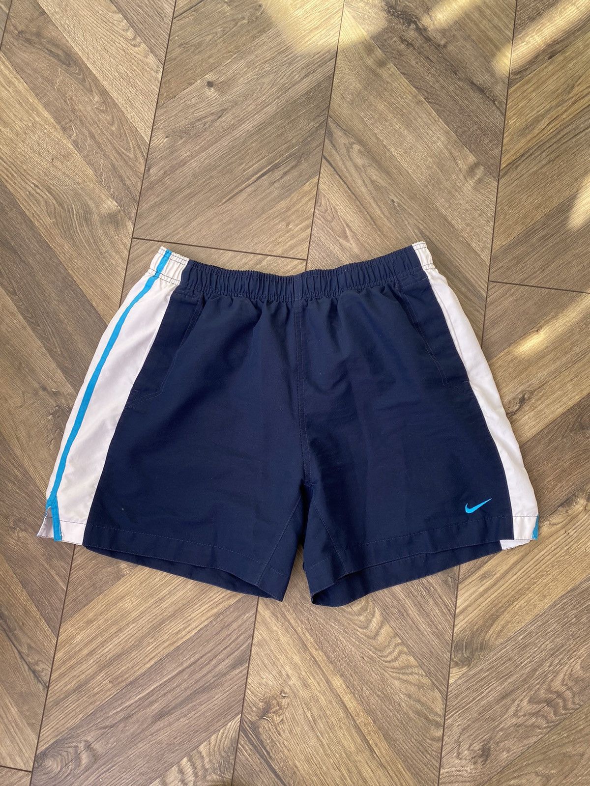 Nike × Vintage Vintage Nike Shorts Size US 33 - 1 Thumbnail