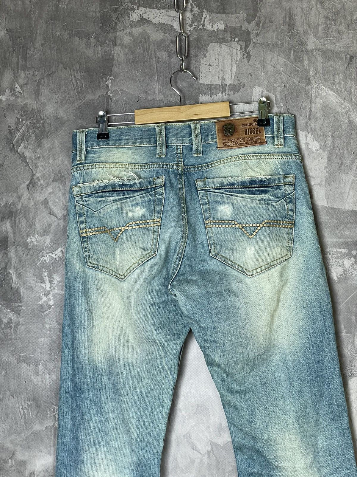 Diesel × Vintage Diesel Y2K Distressed Vintage 90s Baggy Jeans Size US 32 / EU 48 - 13 Thumbnail