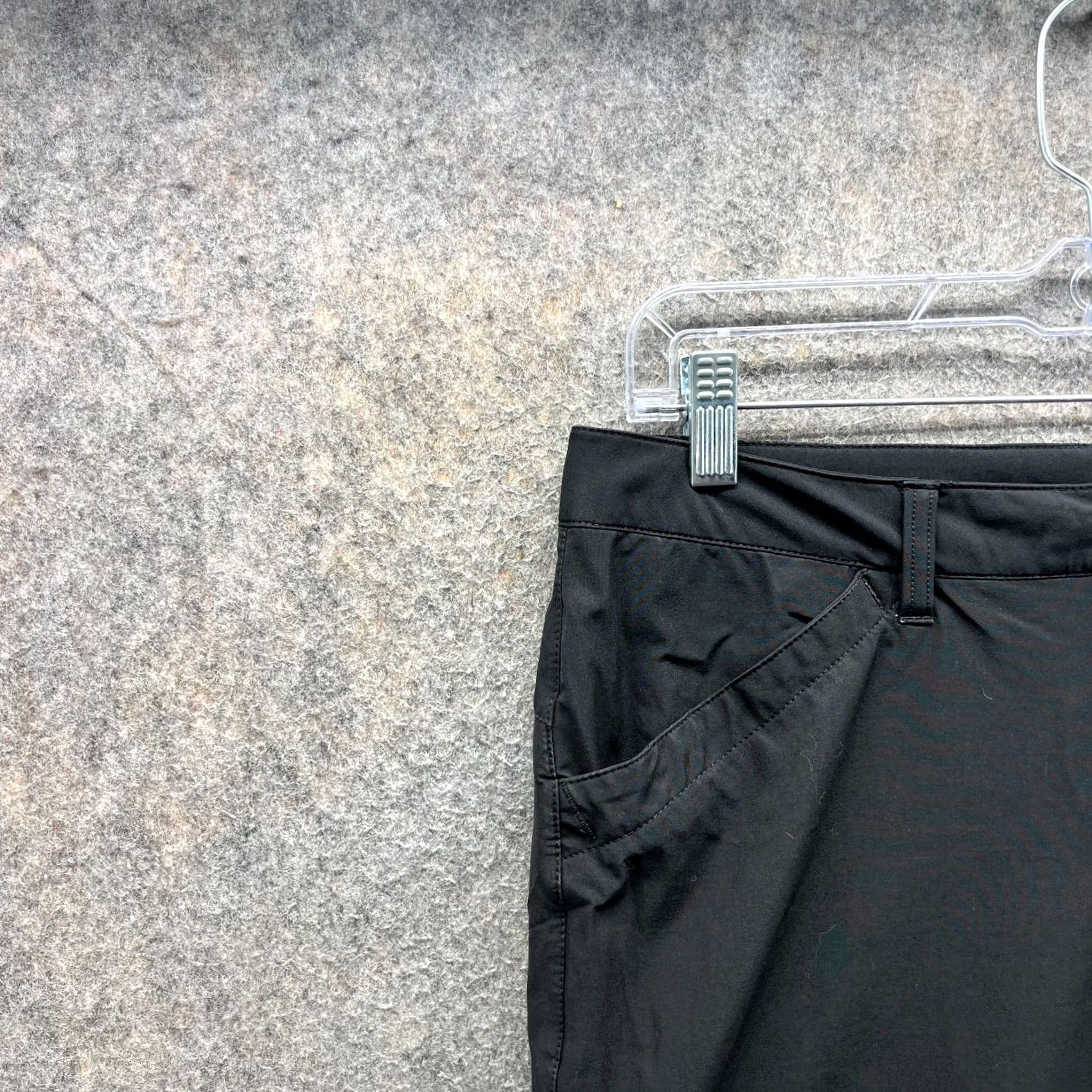 Eddie Bauer Eddie Bauer Pants Womens 6 Black Capri Lightweight Stretch Outdoor Hiking Ascent Capri Pants Women 6 Black Outdoor Hiking Lightweight Stretch Size 28" / US 6 / IT 42 - 7 Thumbnail
