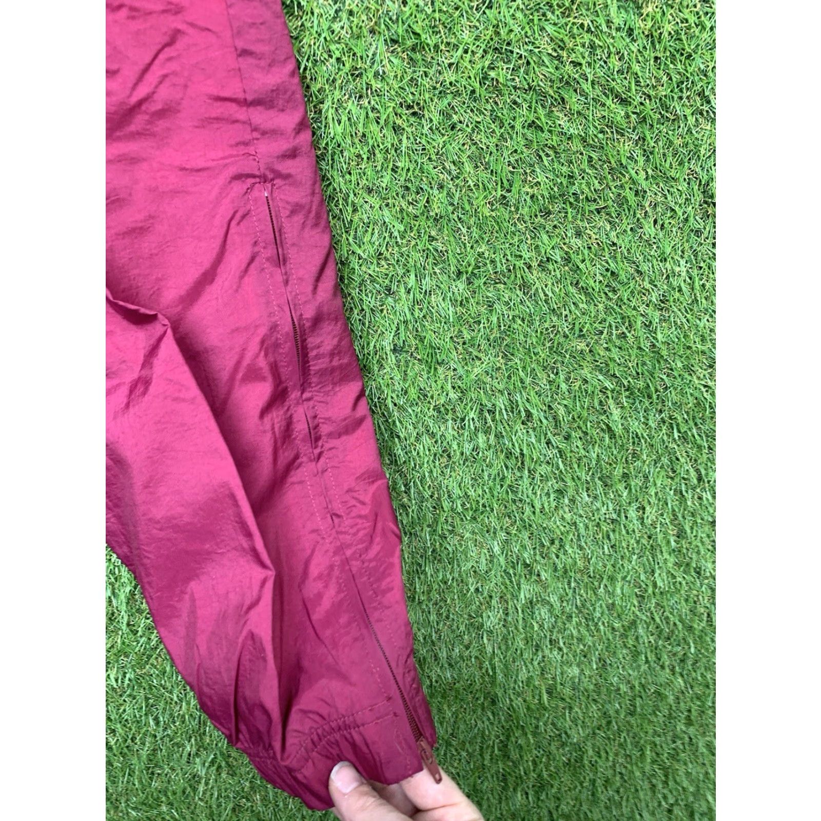 Umbro Umbro Vintage Nylon Lined Trackpants Sweatpants Mens Small 26x32 Maroon Sport Blue Nylon Polyester Athletic Pants Track Size US 29 - 7 Thumbnail