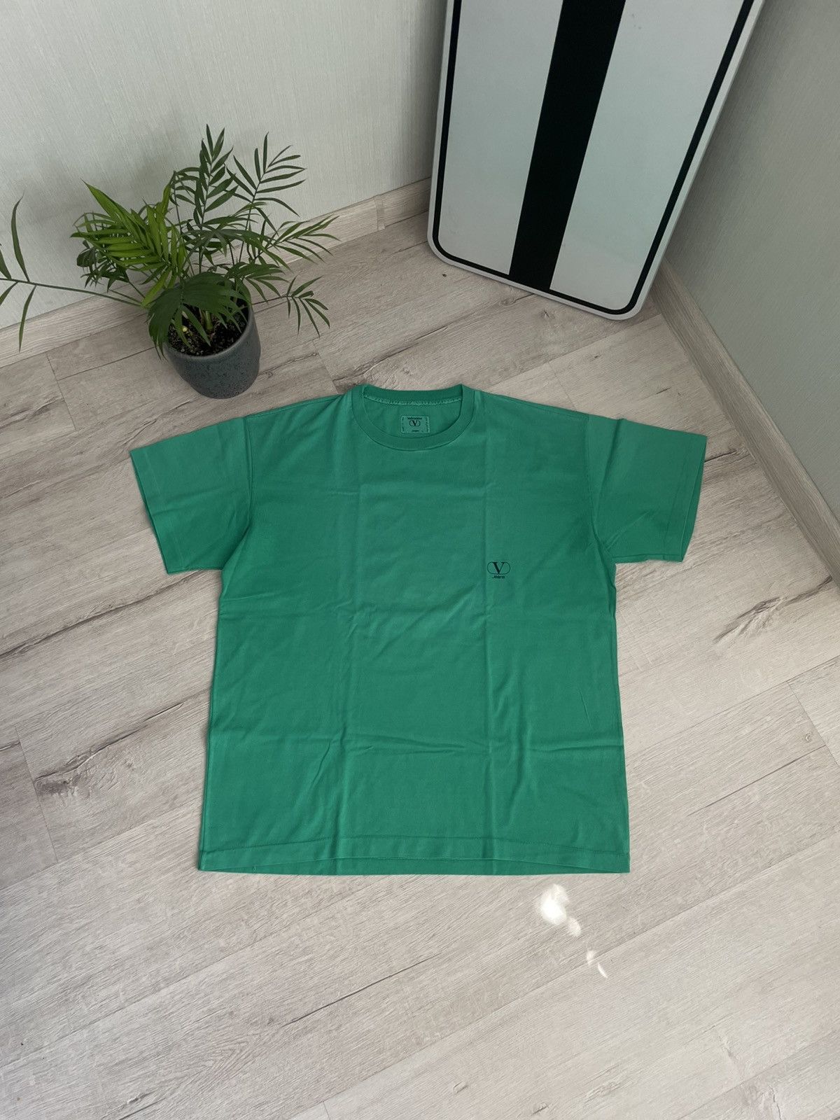 Valentino × Vintage Archive 80-90s Valentino Jeans Small Logo T-shirt Designer Size US L / EU 52-54 / 3 - 1 Thumbnail