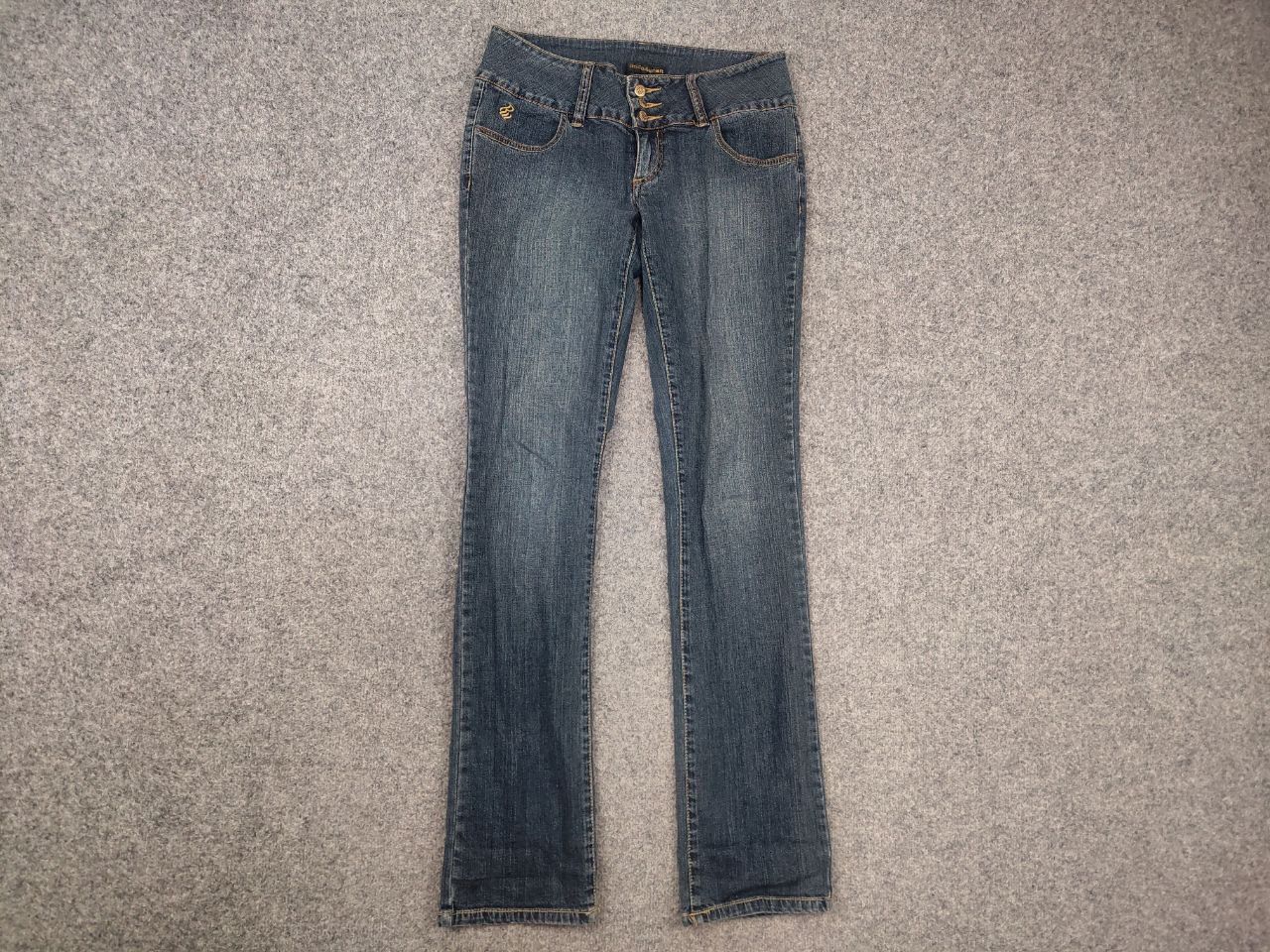 Rocawear Vintage Roca wear Y2K Low-rise Bootcut embroidered Jeans Size 28" / US 6 / IT 42 - 1 Thumbnail