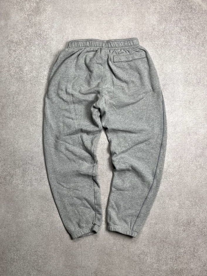 Nike × Vintage Vintage Nike Swoosh Baggy Trackpants Y2K S Size US 31 - 4 Thumbnail
