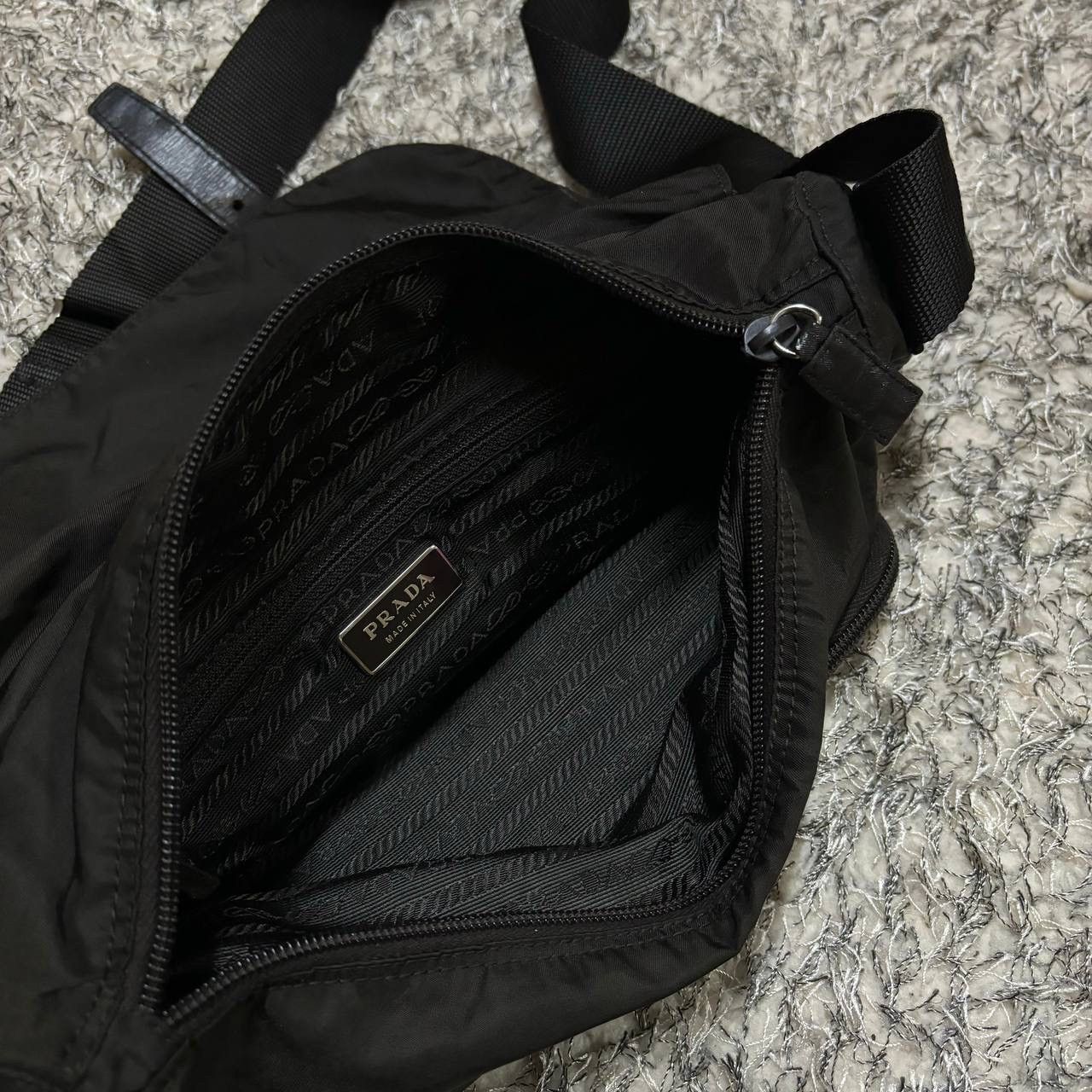 Prada Vtg Prada Vela Nylon Messenger Bag Black Buckle Crossbody Size ONE SIZE - 9 Thumbnail