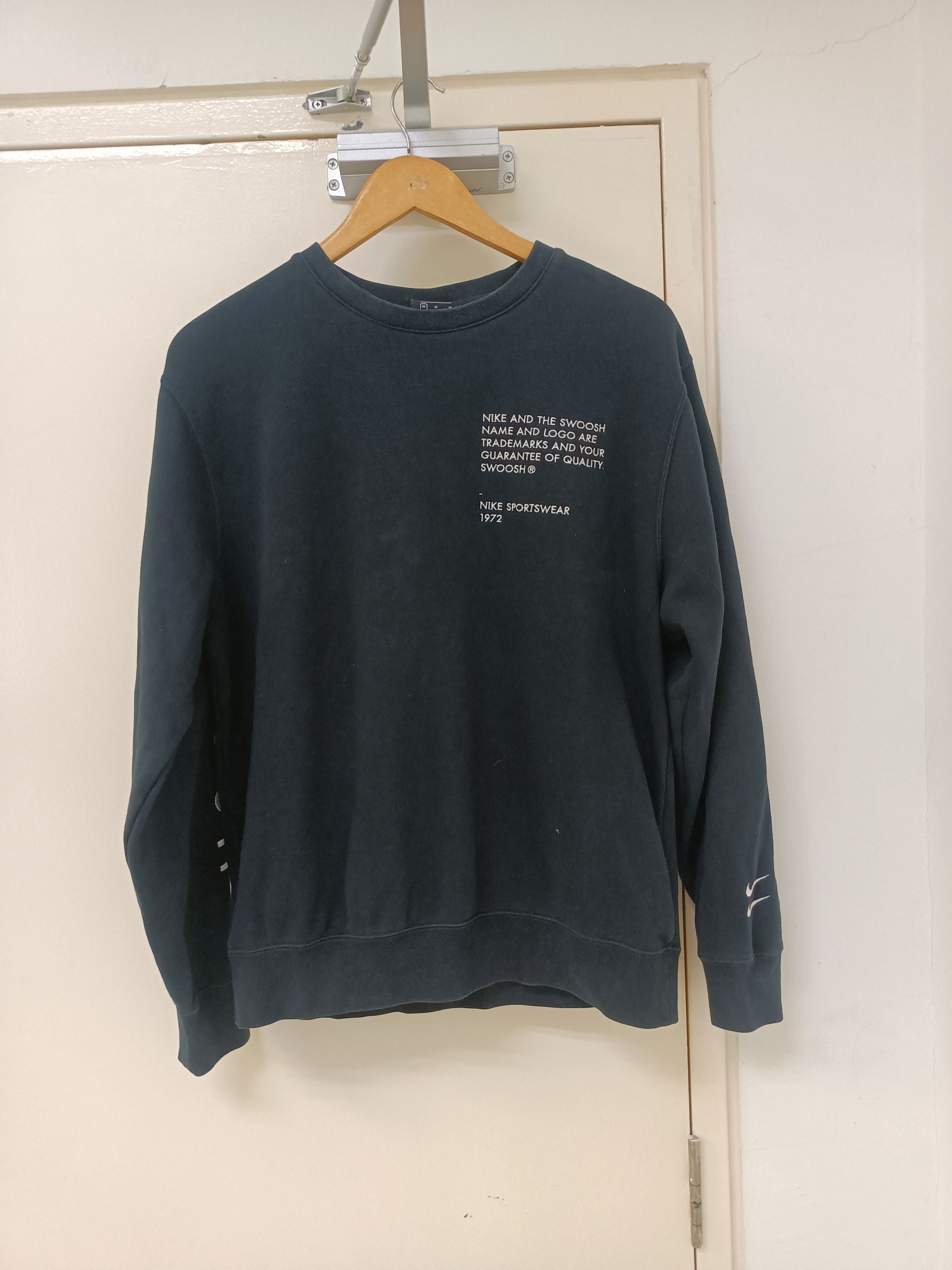 Nike sweatshirt nike CU3907-010 swoosh black cotton Size US M / EU 48-50 / 2 - 1 Thumbnail