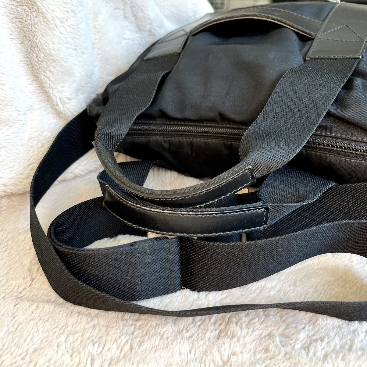Salvatore Ferragamo Salvatore Ferragamo Unisex Black 2-Way Messenger Bag Size ONE SIZE - 8 Thumbnail