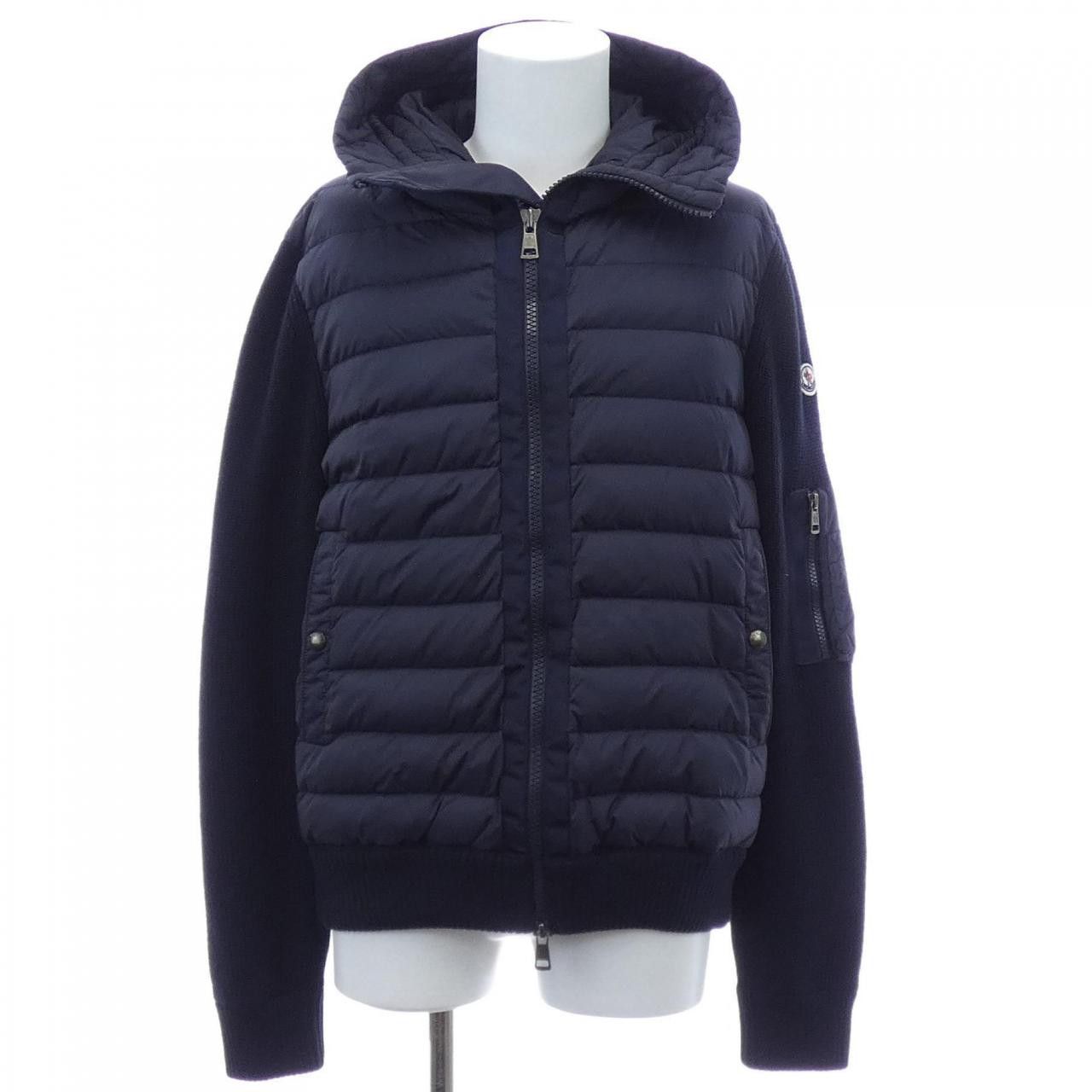 Moncler Moncler Moncler Down Jacket Textile Outerwear 20919402800 DUTY FREE for USA Size ONE SIZE - 1 Thumbnail