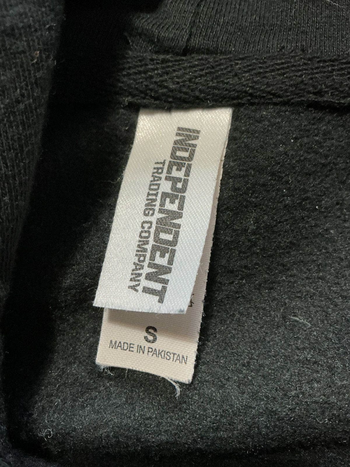 Independent Trading Co. Audien 092 PHND Progressive House Never Dead EDM DJ Hoodie Size US S / EU 44-46 / 1 - 6 Thumbnail