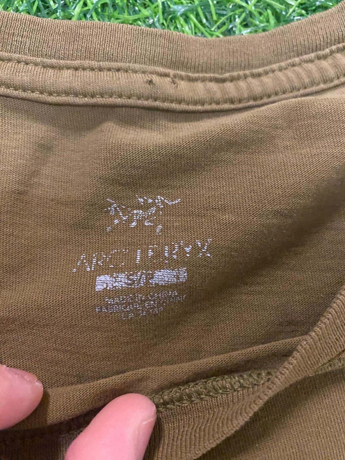 Arc'teryx Arcteryx athletic outdoor hiking hut t shirt size small Size US S / EU 44-46 / 1 - 4 Thumbnail