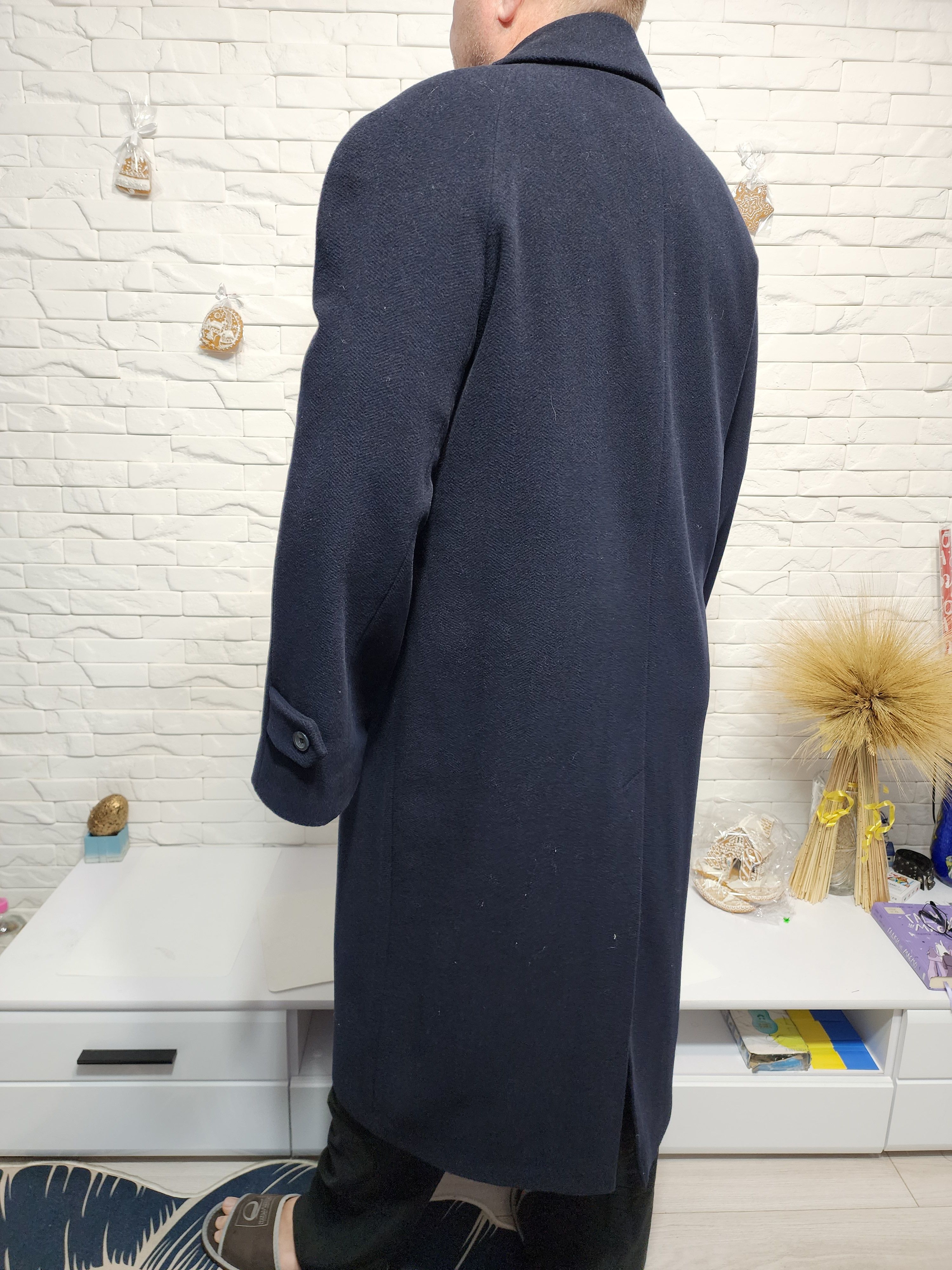 Uniqlo Stylish Men's Long Wool Coat. Size US L / EU 52-54 / 3 - 6 Thumbnail