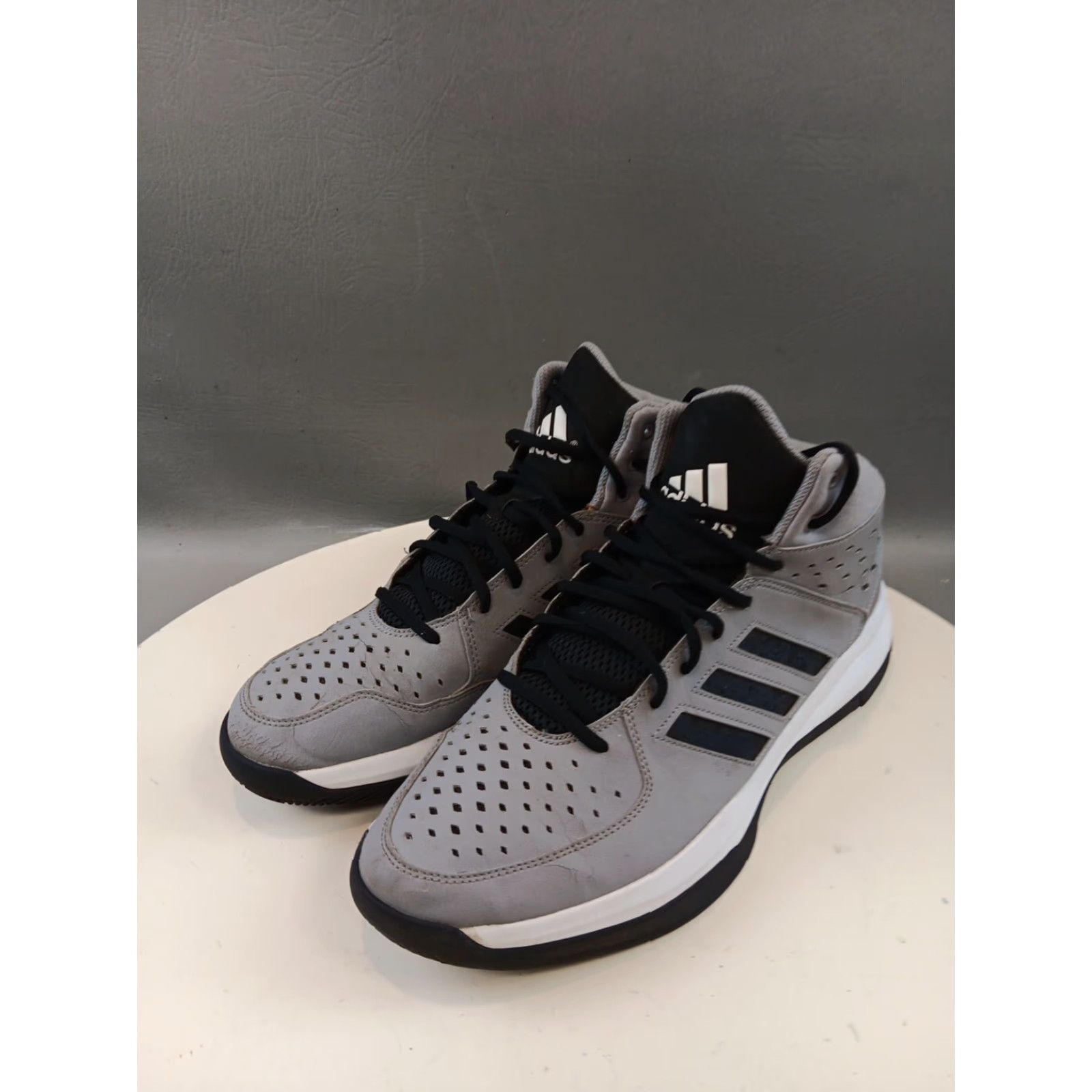 Adidas Adidas Court Fury Shoes Sneakers Men Size 13 Gray Basketball Mid Top Shoes Size US L / EU 52-54 / 3 - 4 Thumbnail