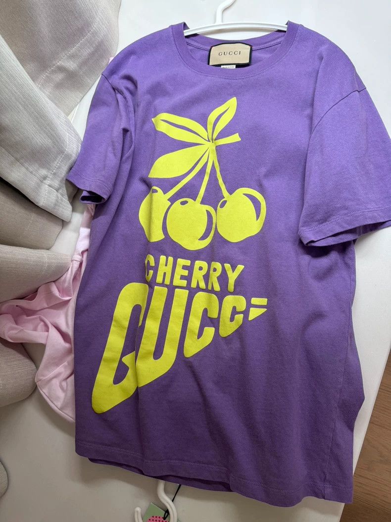 Gucci Gucci Cherry Short Sleeve T-Shirt - dmc Size US XXS / EU 40 - 1 Thumbnail