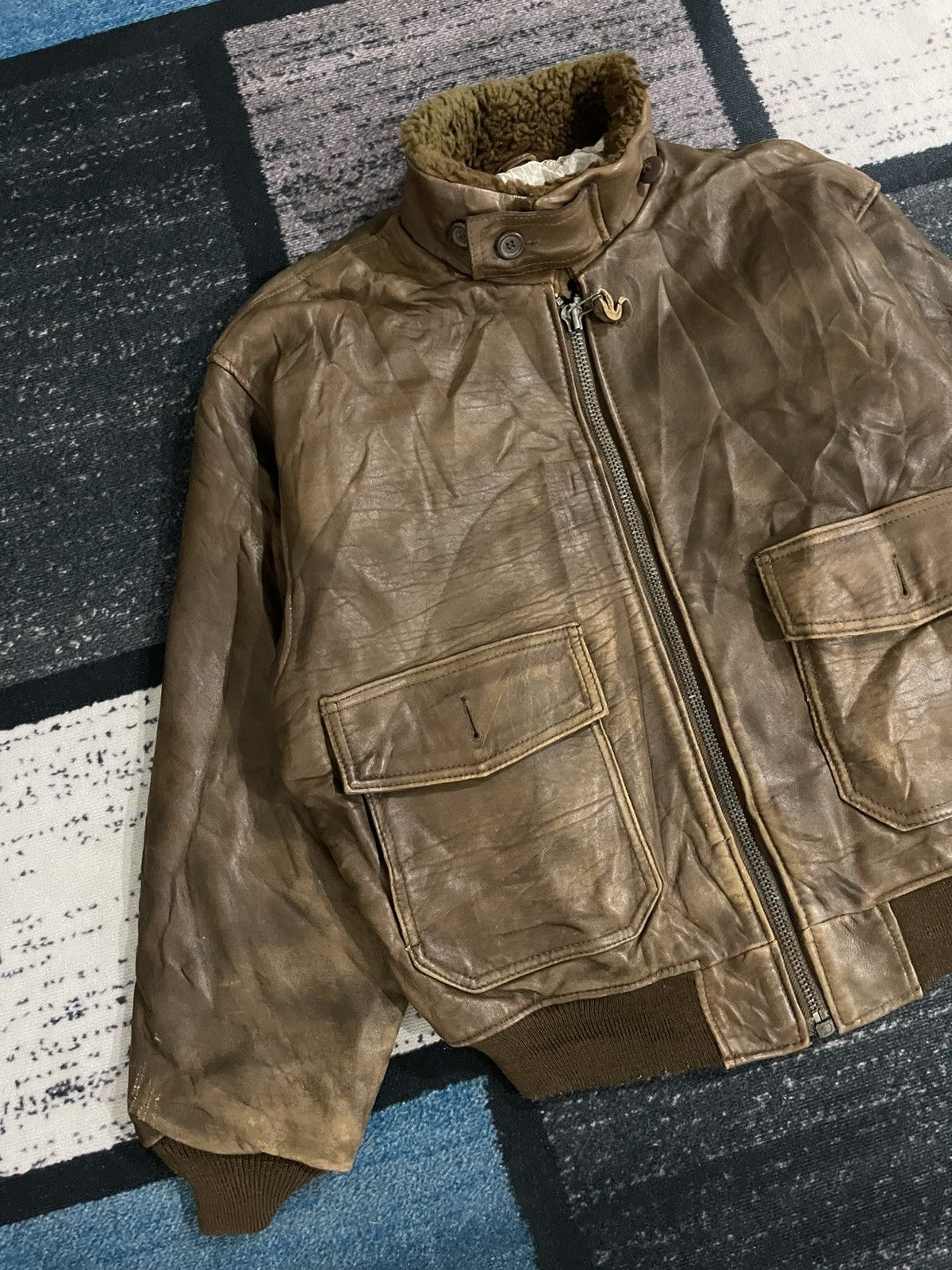 Vintage Vintage Sheep Leather Bomber Jacket Size US L / EU 52-54 / 3 - 4 Thumbnail