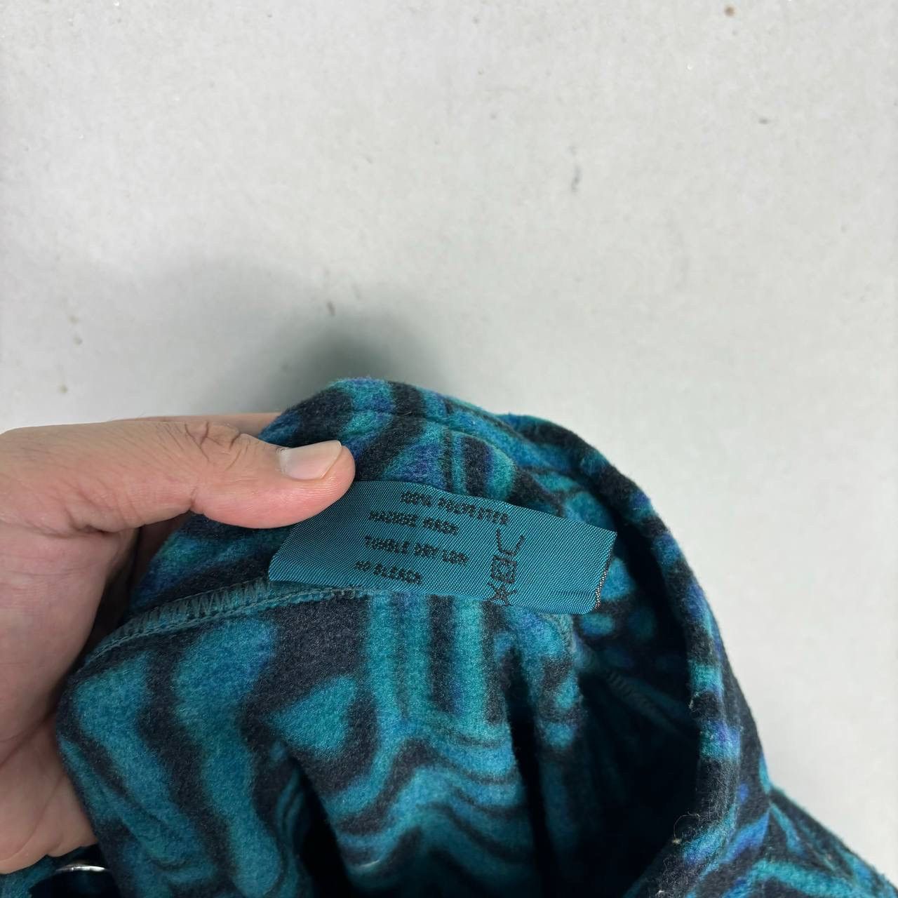 Other Vintage Laid Back Surf & Snow Aztec Geometric Fleece Jacket Size US L / EU 52-54 / 3 - 5 Thumbnail
