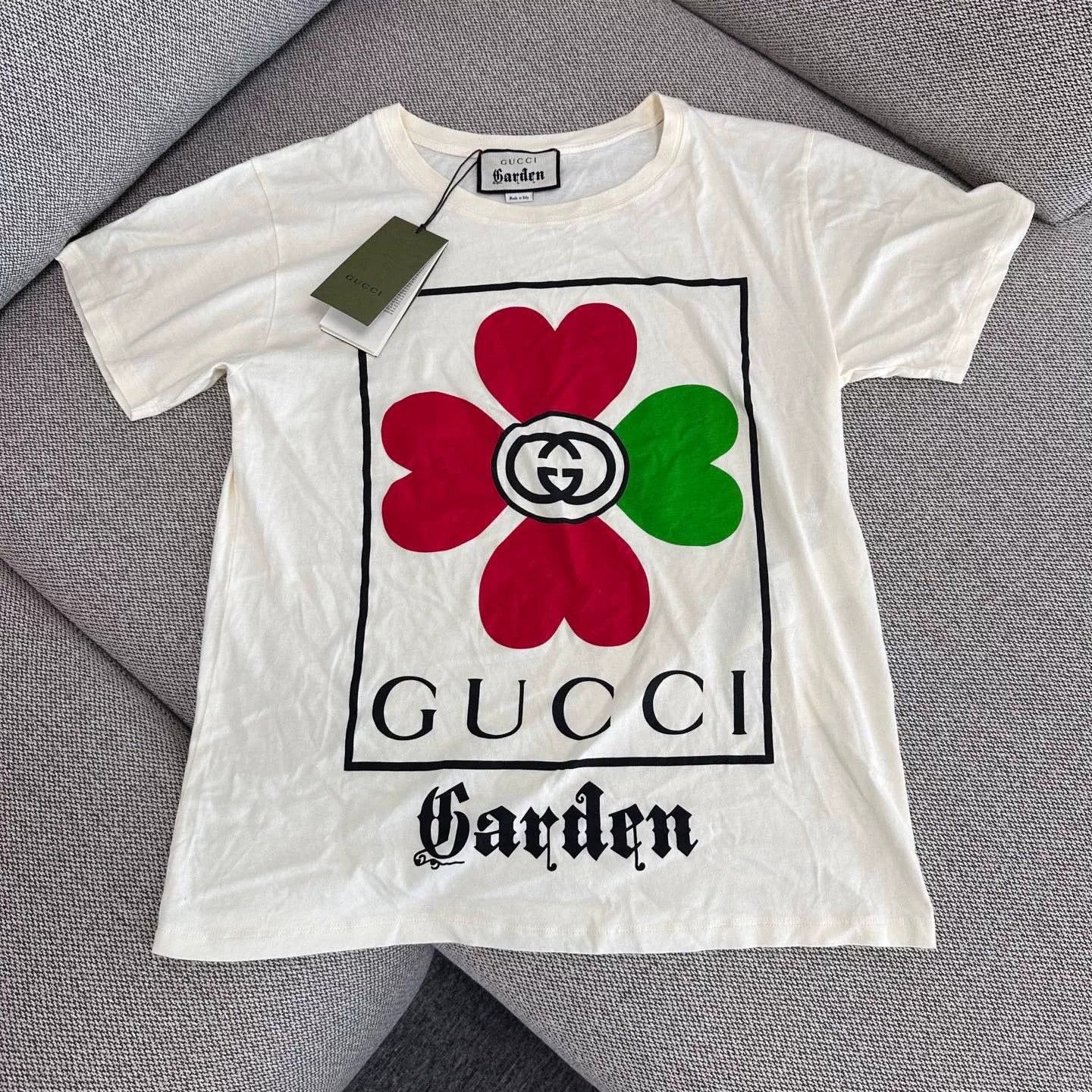 Gucci Gucci Clover Print Logo T-Shirt Size US S / EU 44-46 / 1 - 1 Thumbnail