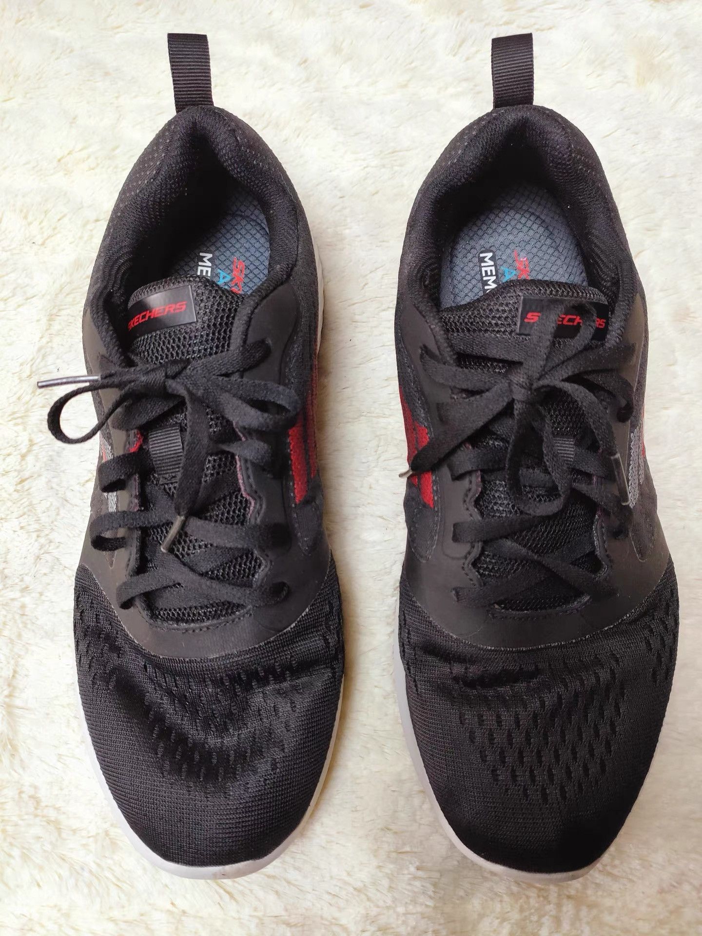 SKECHERS Skechers Men's New Walking Shoes K29 Size US 11 / EU 44 - 1 Thumbnail