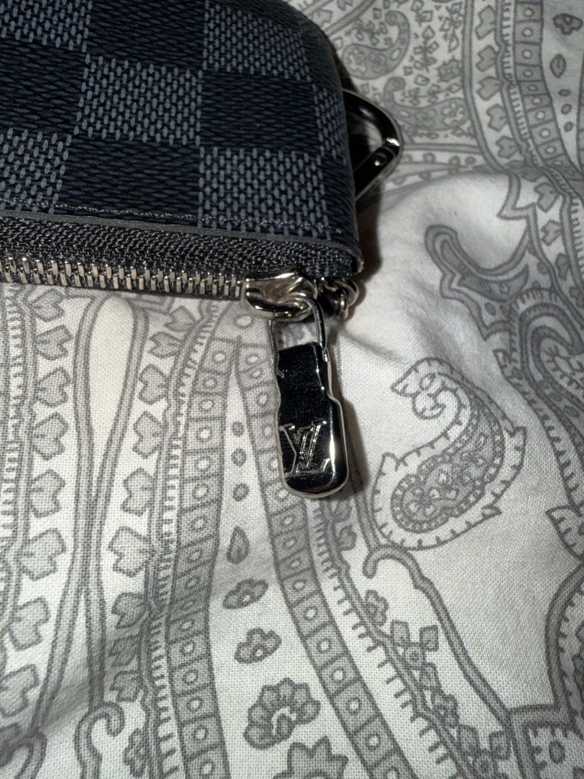 Louis Vuitton Louis vuitton key pouch Size ONE SIZE - 3 Thumbnail