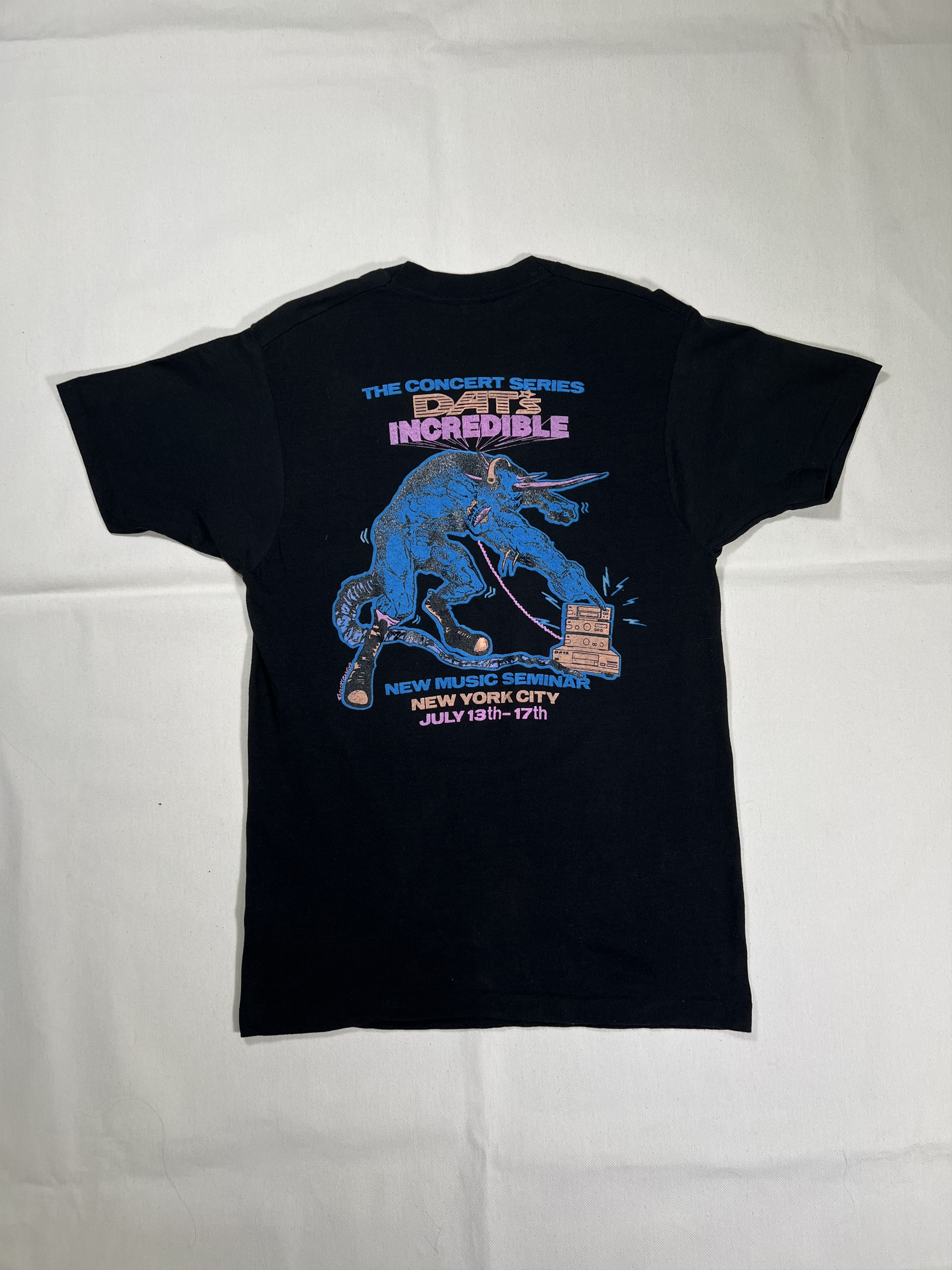 Vintage VTG 1980's Dat's Incredible Double Sided Graphic T-Shirt Size US M / EU 48-50 / 2 - 4 Thumbnail