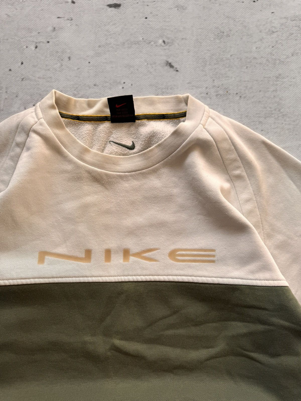 Nike × Vintage NIKE VINTAGE CENTER LOGO OVERSIZE BOXY SWEATSHIRT Size US L / EU 52-54 / 3 - 4 Thumbnail