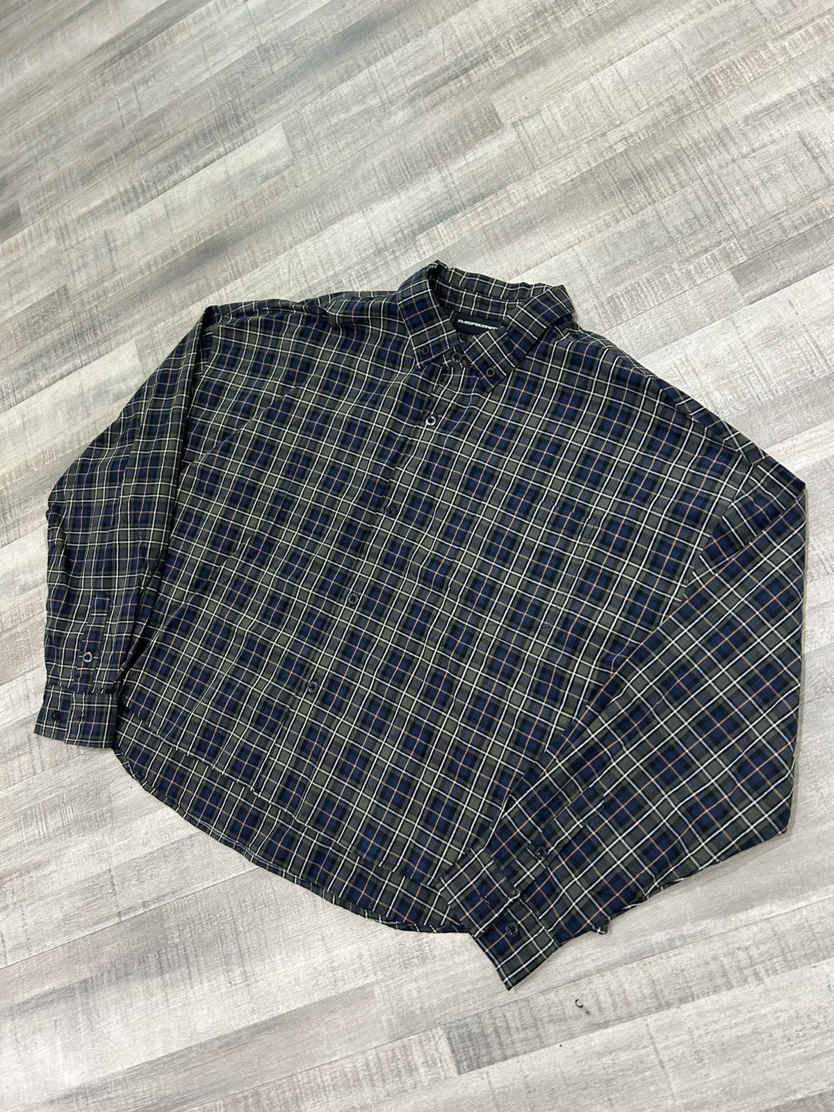 The GV Gallery The GV Gallery Raspberry Hills Flannel Size US M / EU 48-50 / 2 - 3 Thumbnail