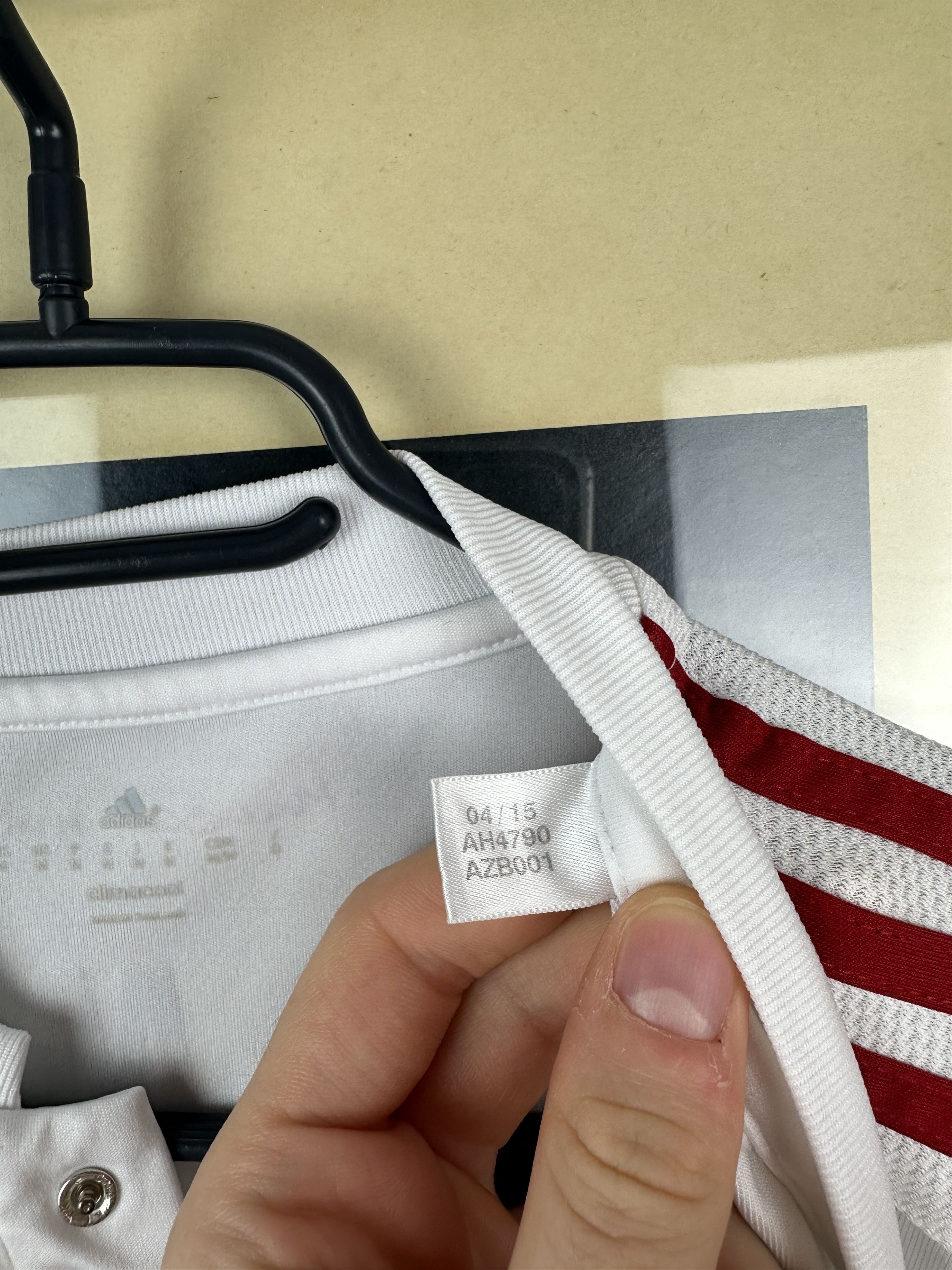 Adidas Bayern Munich football shirt 2015 #23 Vidal Adidas Jersey Size US M / EU 48-50 / 2 - 13 Thumbnail