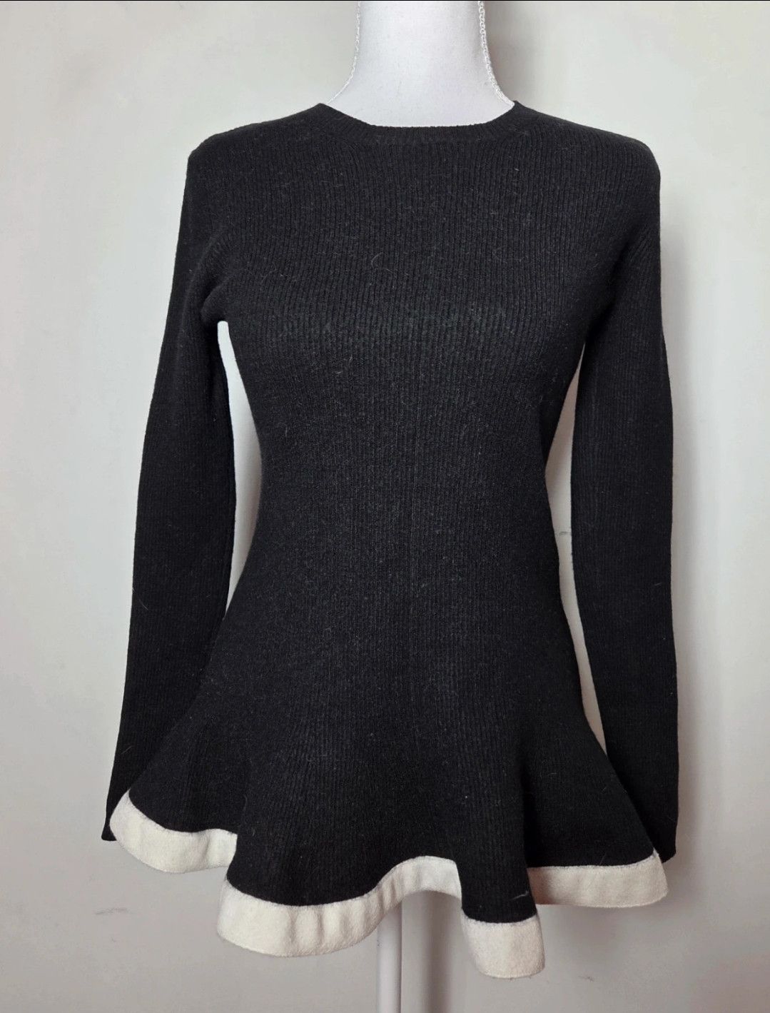 Alexander McQueen Alexander McQueen sweater archive 2000s japan Size S / US 4 / IT 40 - 2 Thumbnail