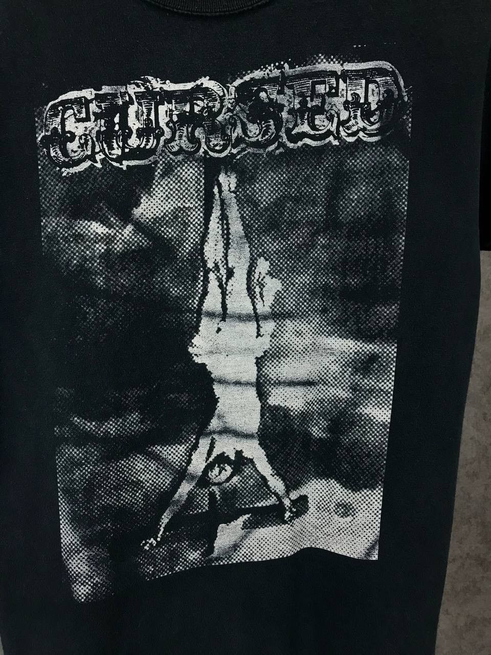 Band Tees Cursed rock band tee Size US XS / EU 42 / 0 - 3 Thumbnail