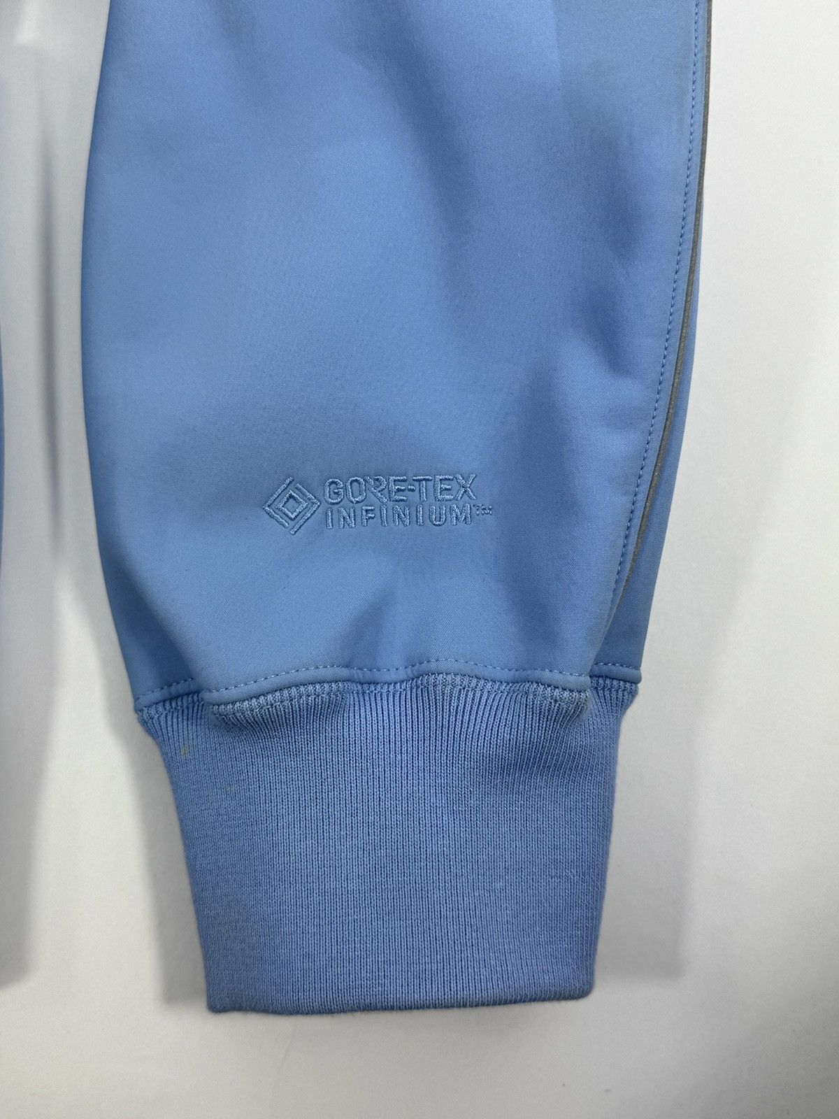 Supreme WINDSTOPPER ZIP UP HOODED SWEATSHIRT Size US S / EU 44-46 / 1 - 9 Thumbnail