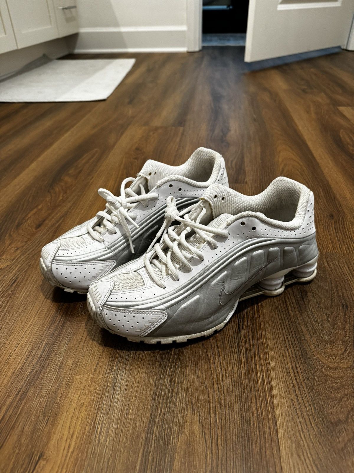 Nike × Vintage Vintage Nike Shox Size US 8 / EU 41 - 1 Thumbnail