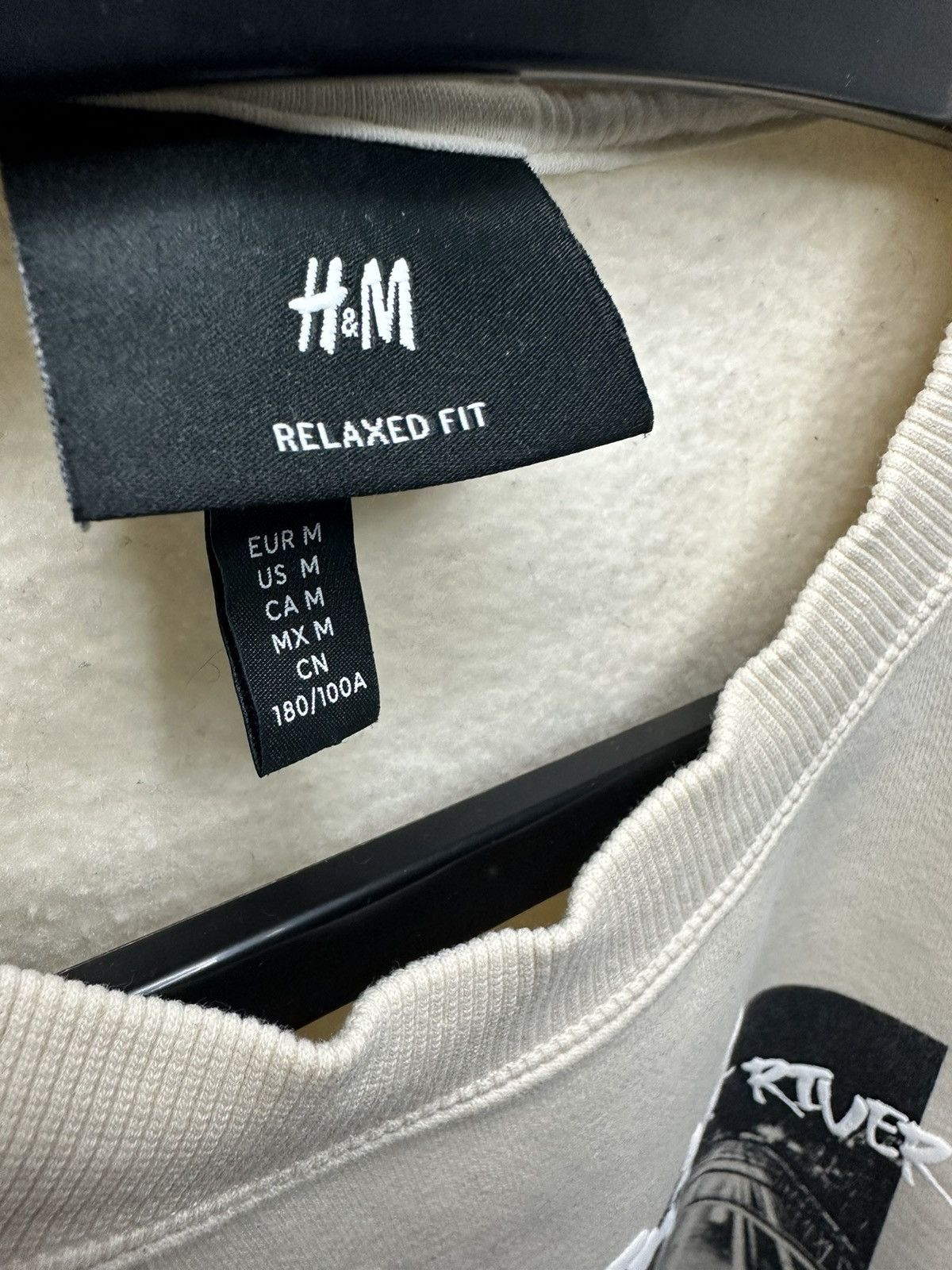 H&M Loose Fit Sweatshirt Size US M / EU 48-50 / 2 - 4 Thumbnail