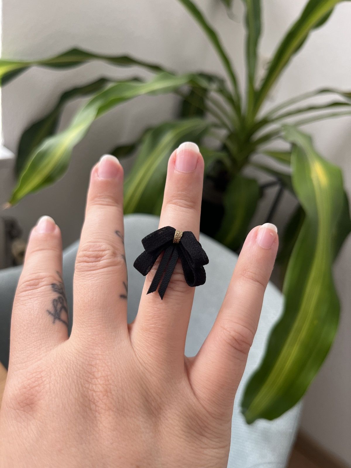 Designer × Japanese Brand × Yves Saint Laurent Yves Saint Laurent bow ring Size ONE SIZE - 6 Thumbnail